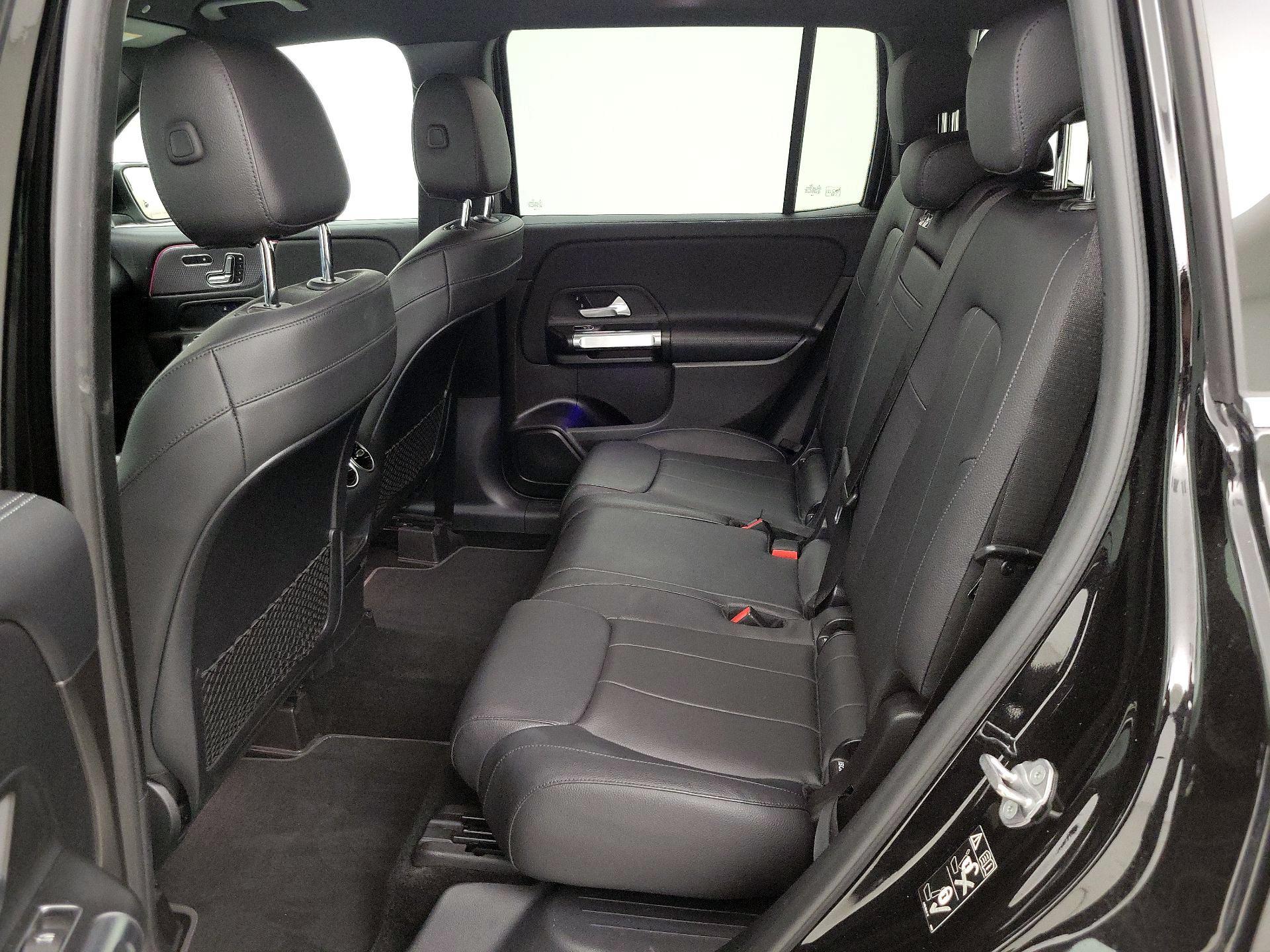 Thumbnail: 2020 Mercedes-Benz GLB - 19