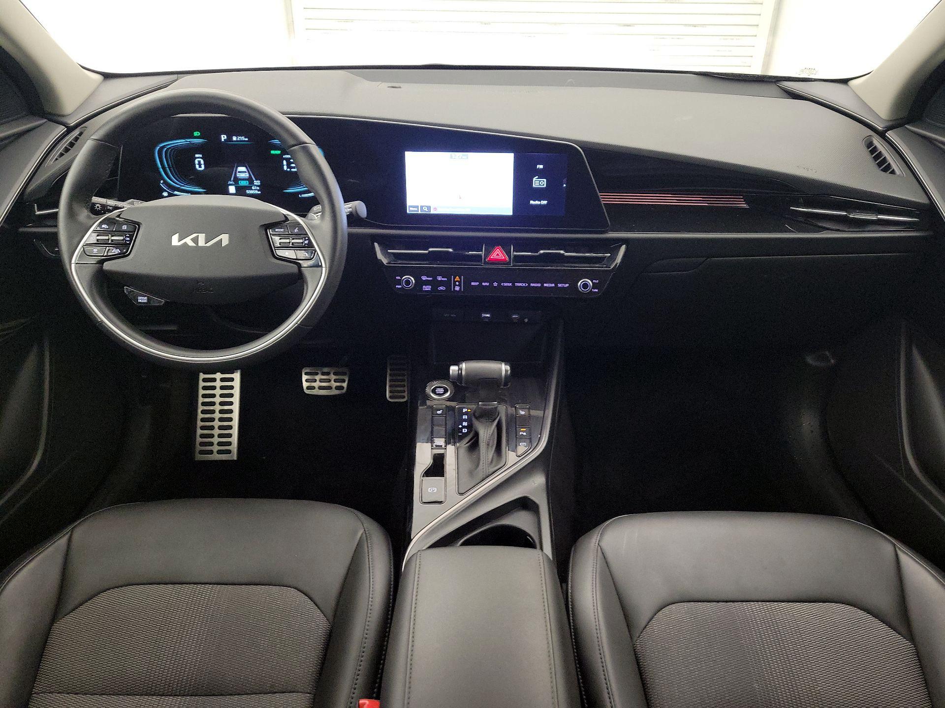 Thumbnail: 2023 Kia Niro - 9