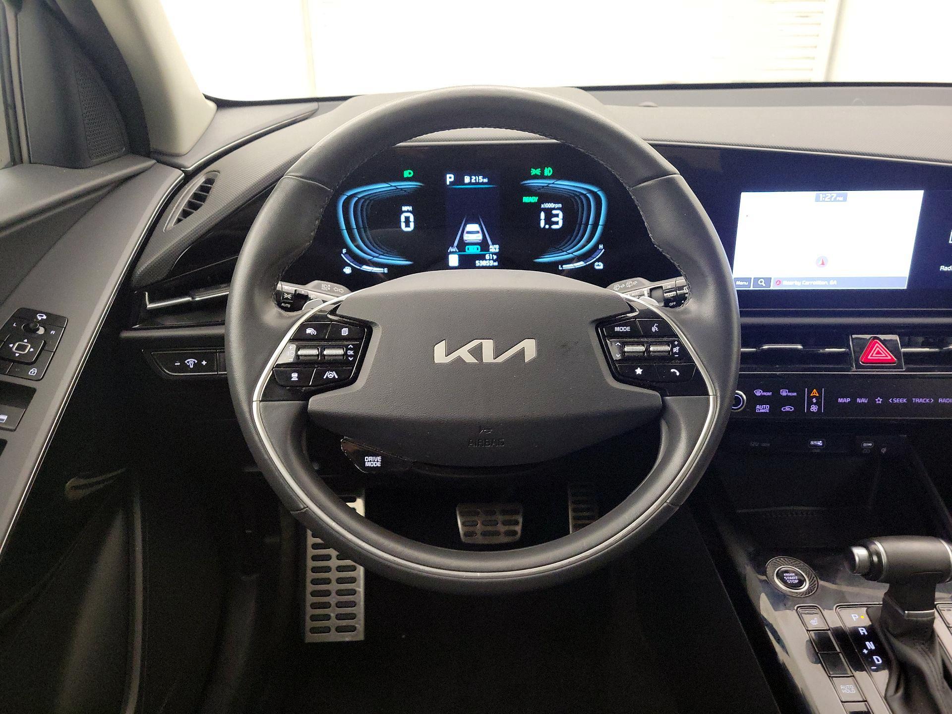Thumbnail: 2023 Kia Niro - 10