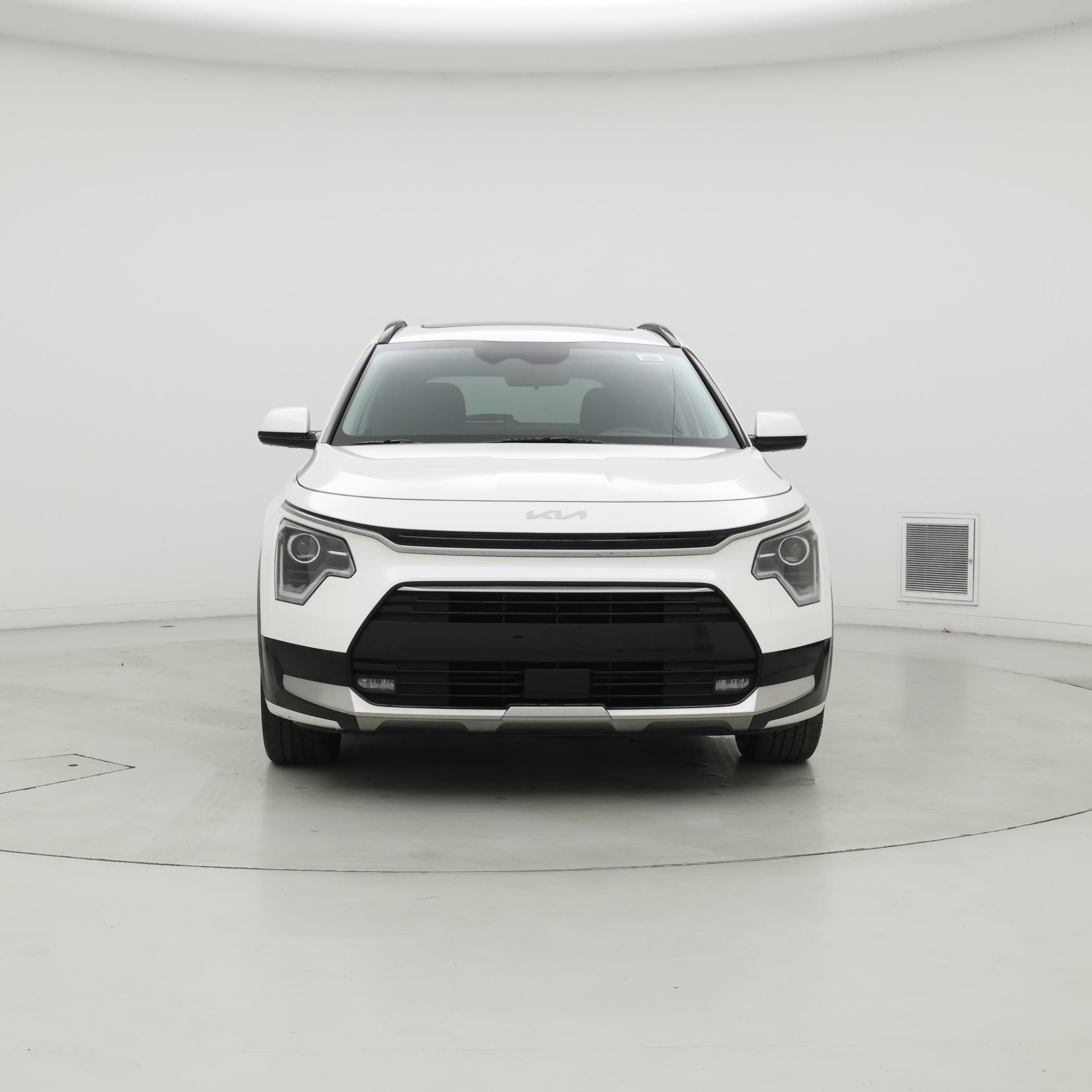 Thumbnail: 2023 Kia Niro - 5