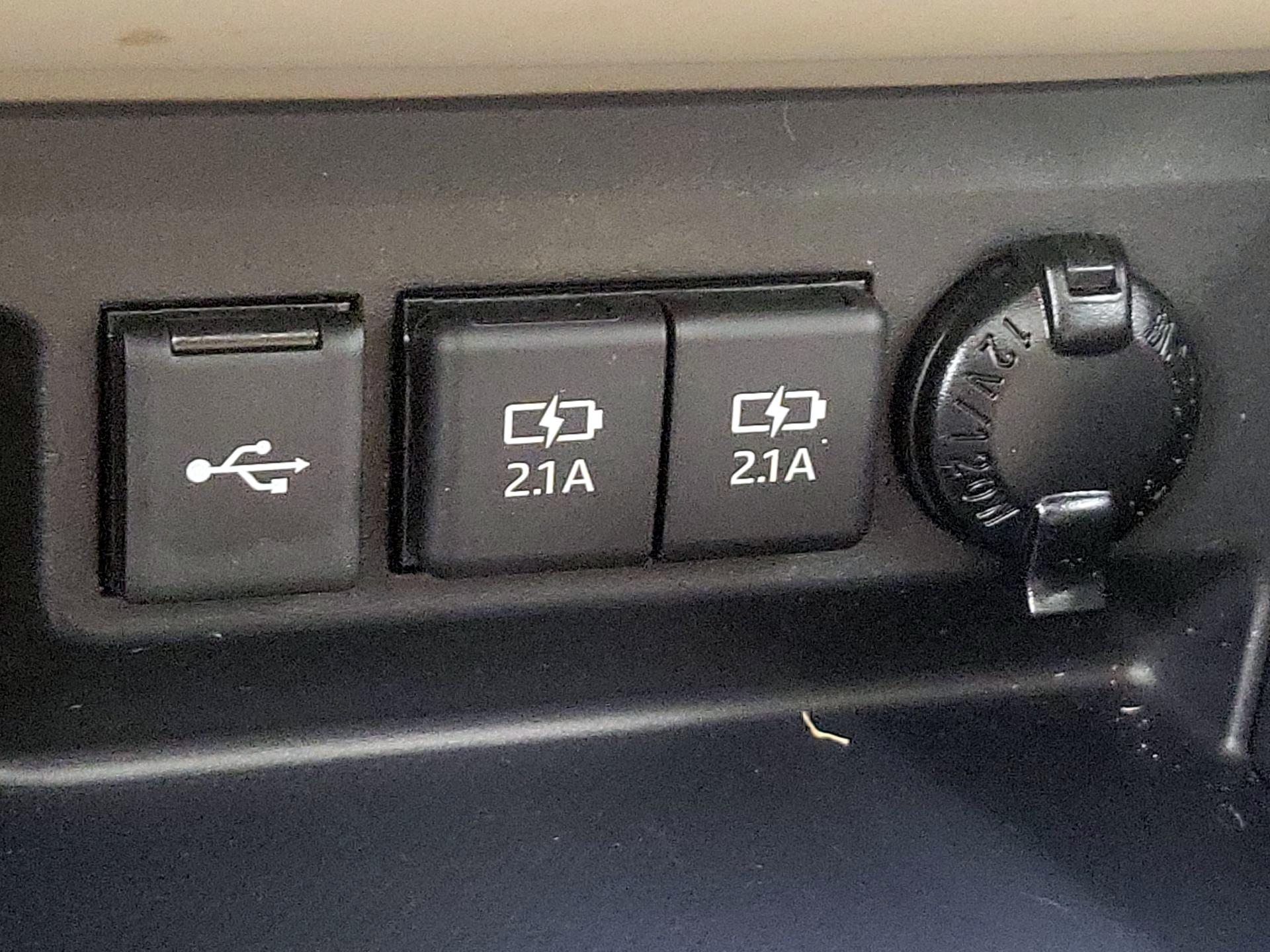 Thumbnail: 2021 Toyota Highlander - 18