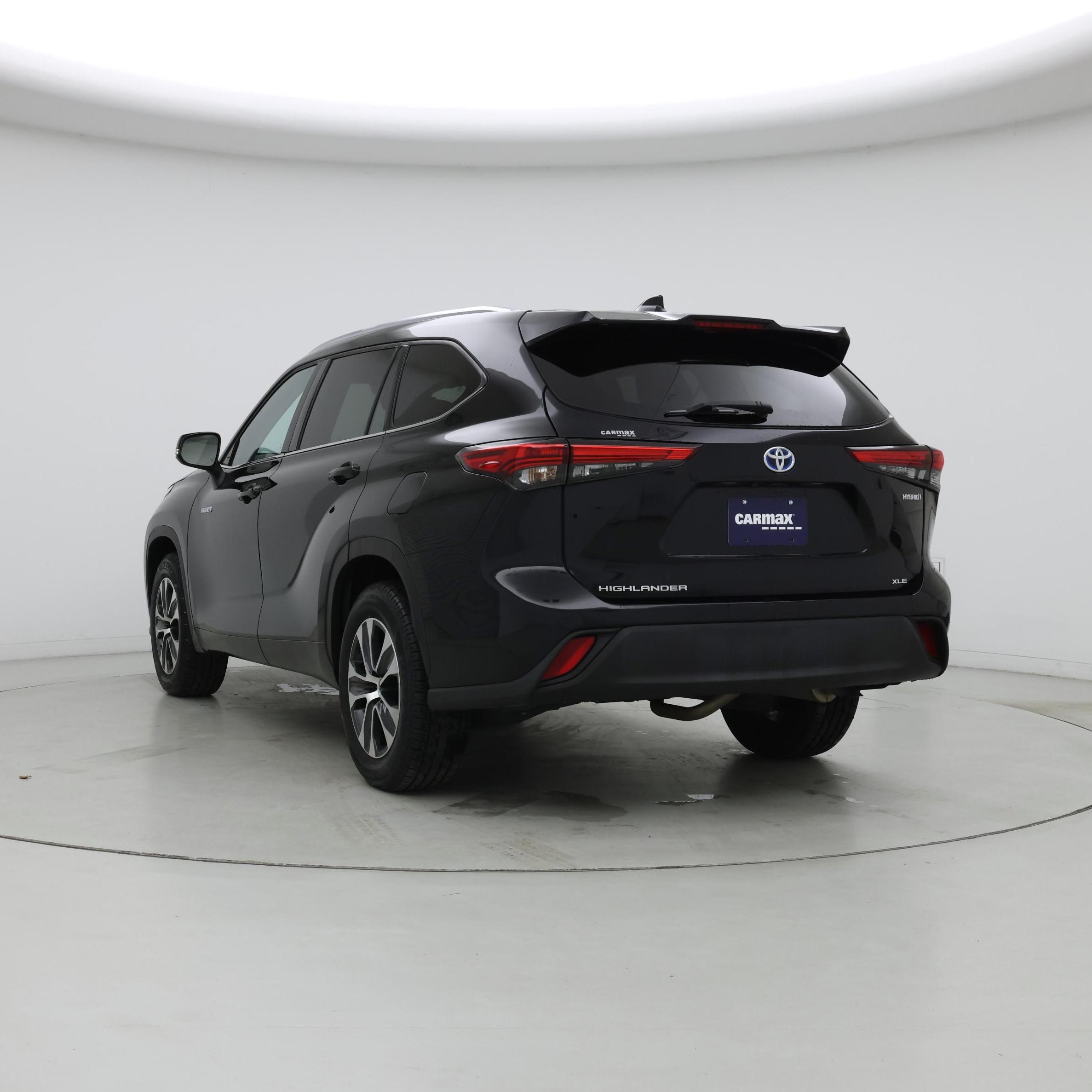 Thumbnail: 2021 Toyota Highlander - 2