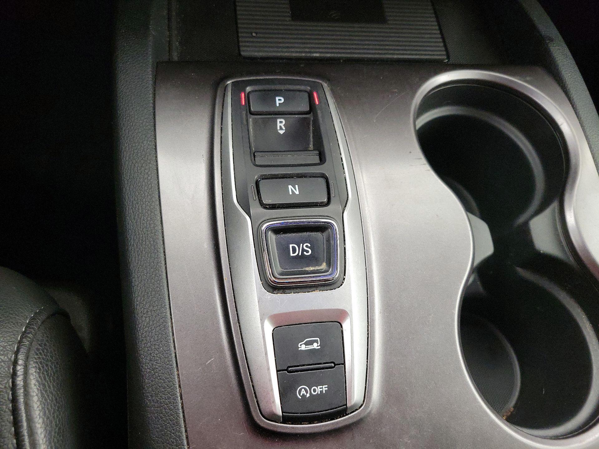 Thumbnail: 2021 Honda Pilot - 17