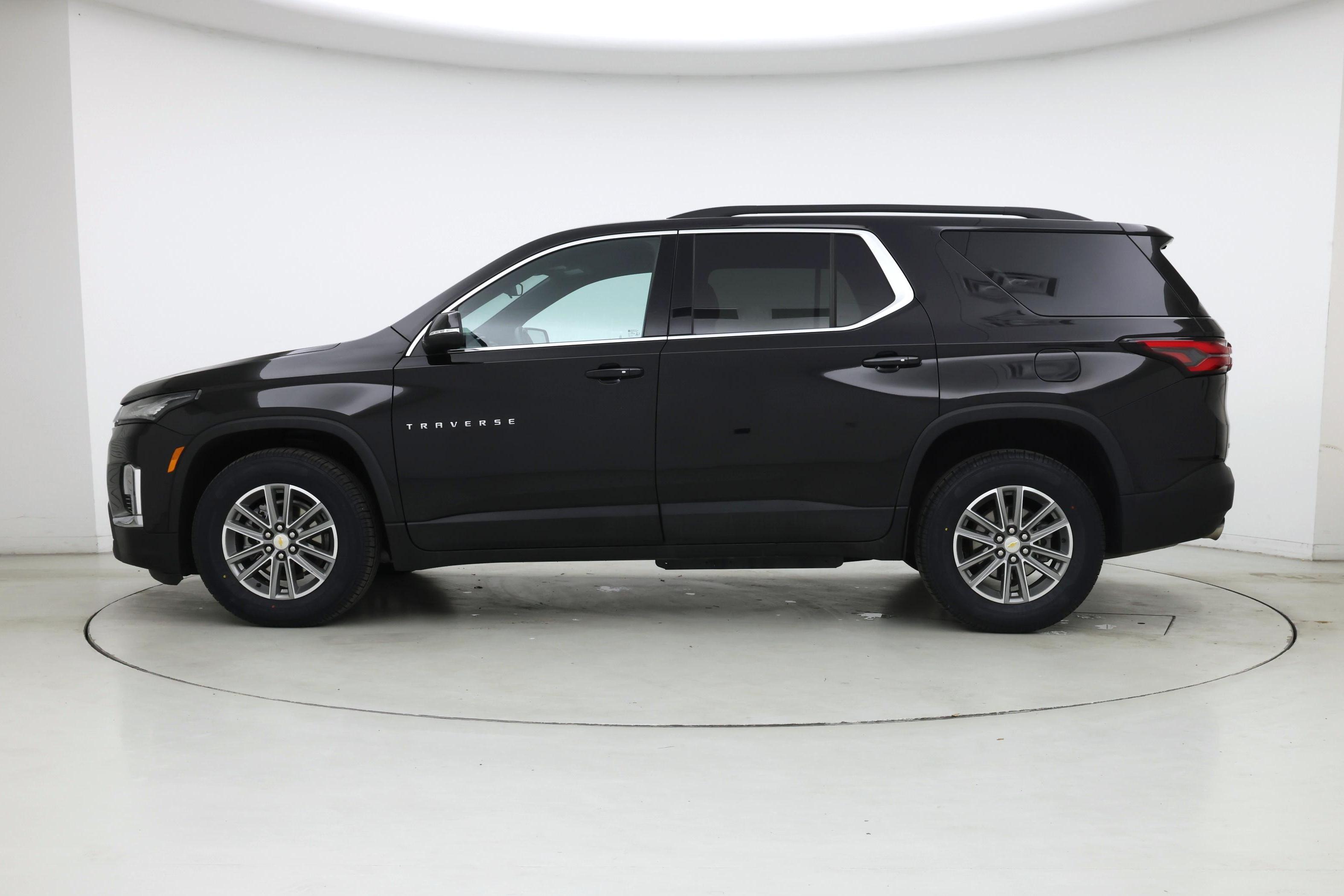 Thumbnail: 2023 Chevrolet Traverse - 3