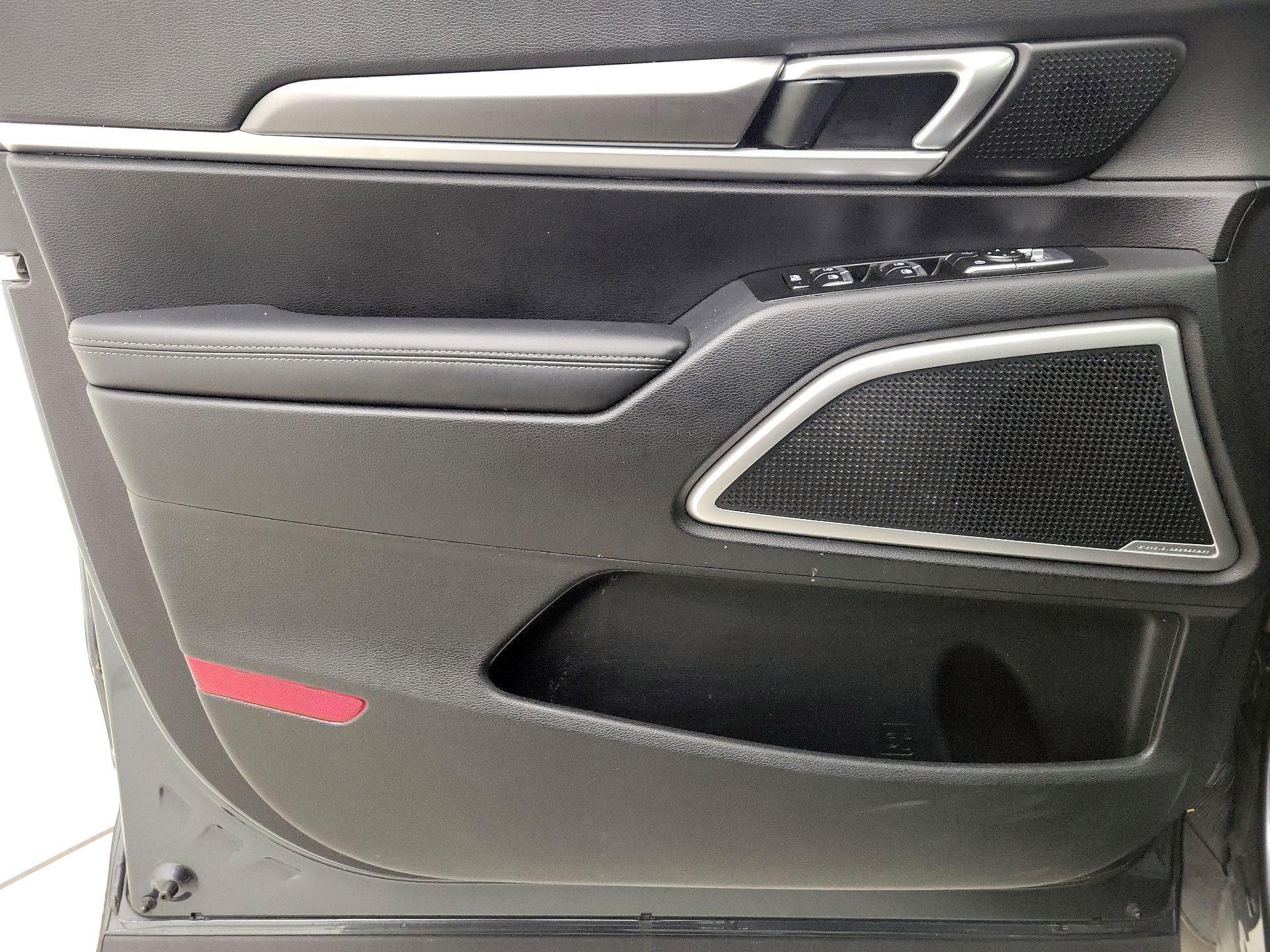 Thumbnail: 2022 Kia Telluride - 12