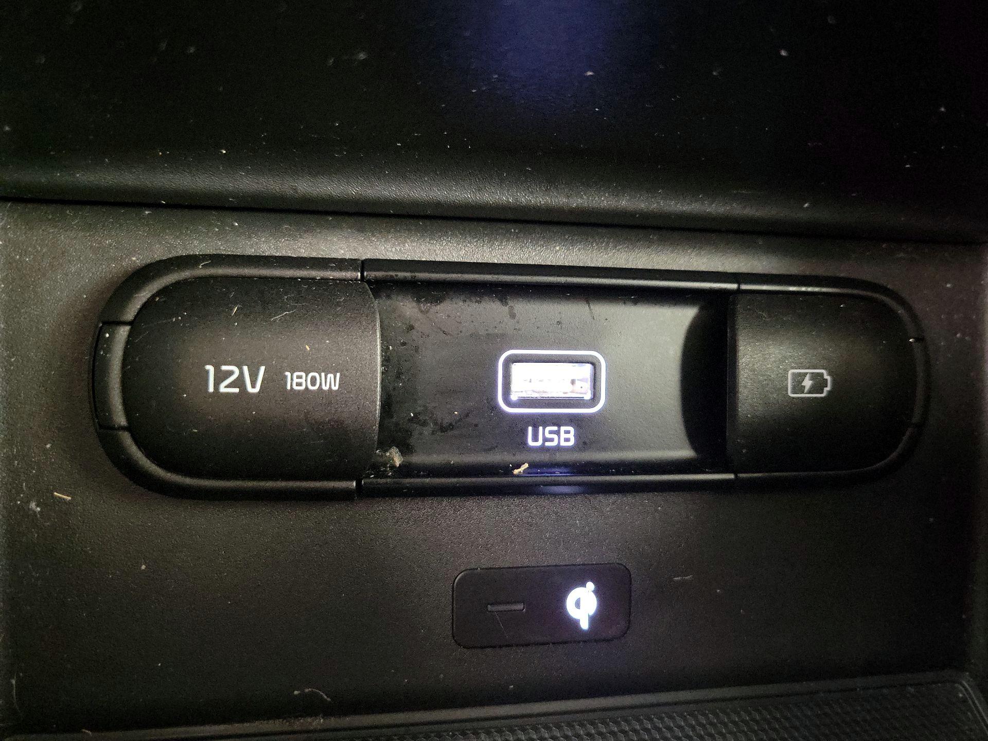 Thumbnail: 2022 Kia Telluride - 19