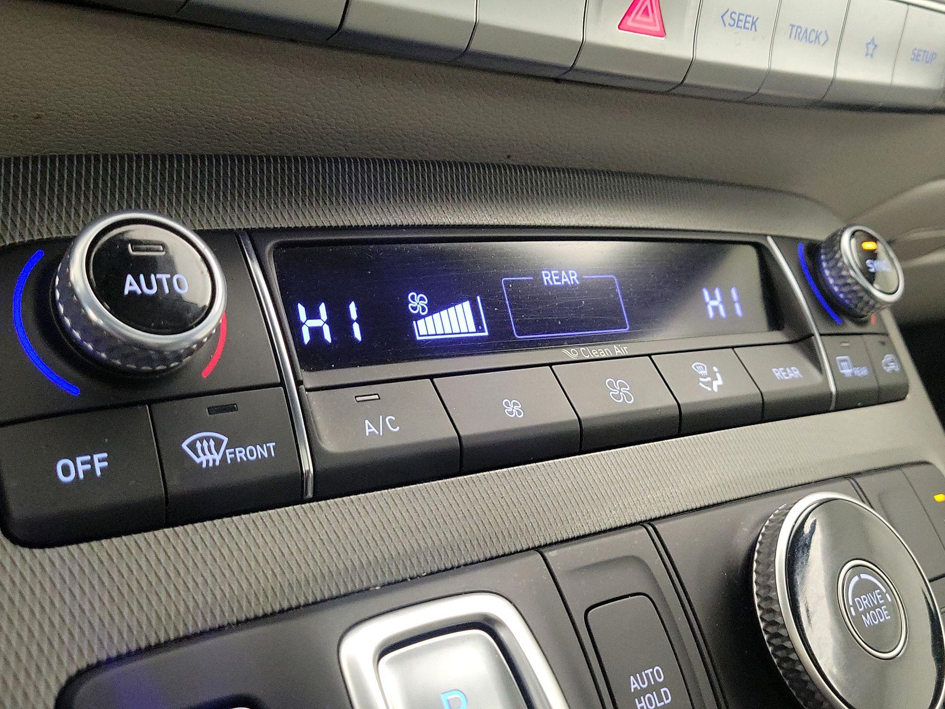 Thumbnail: 2021 Hyundai Palisade - 16