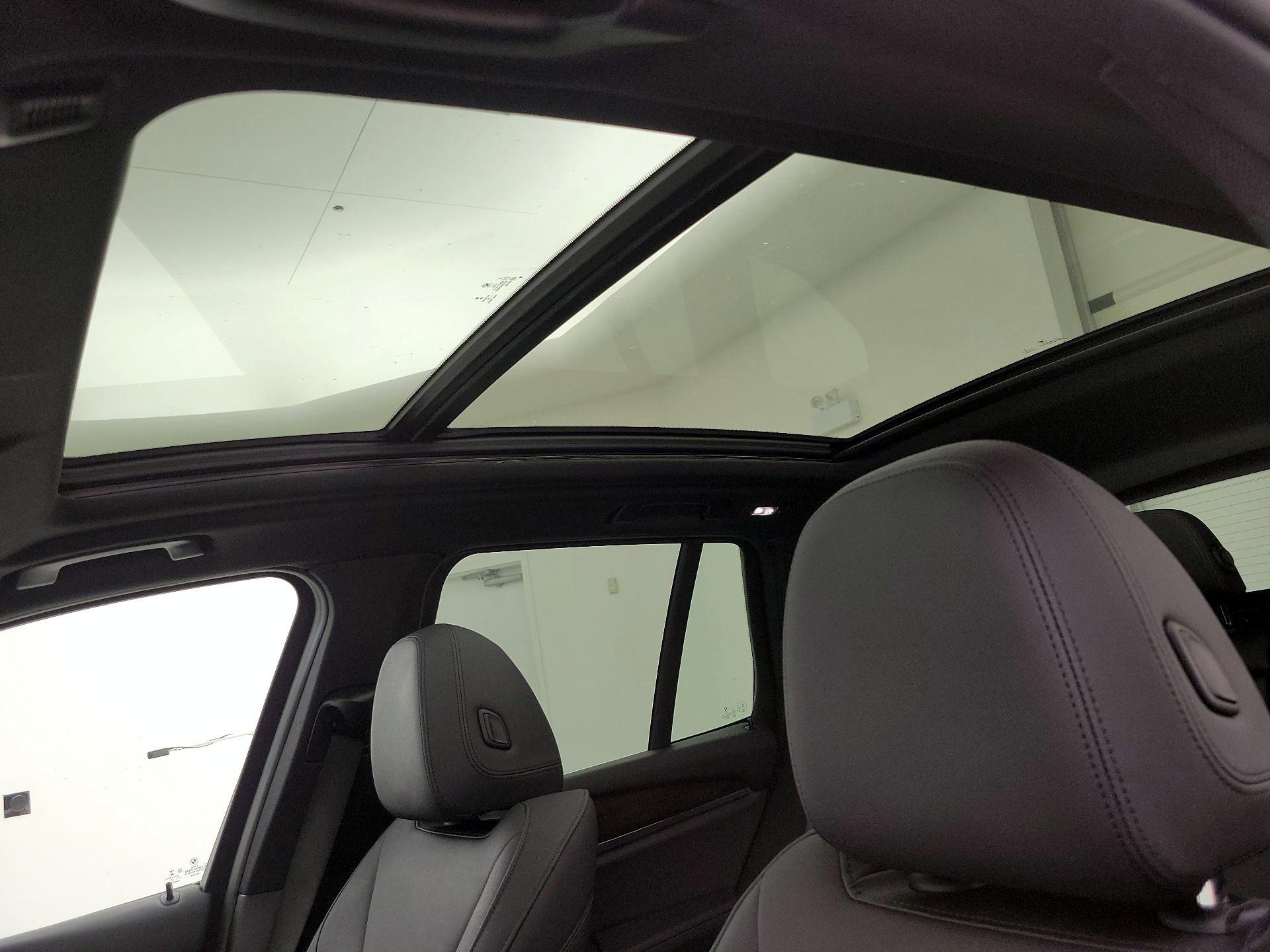 Thumbnail: 2021 BMW X3 - 20