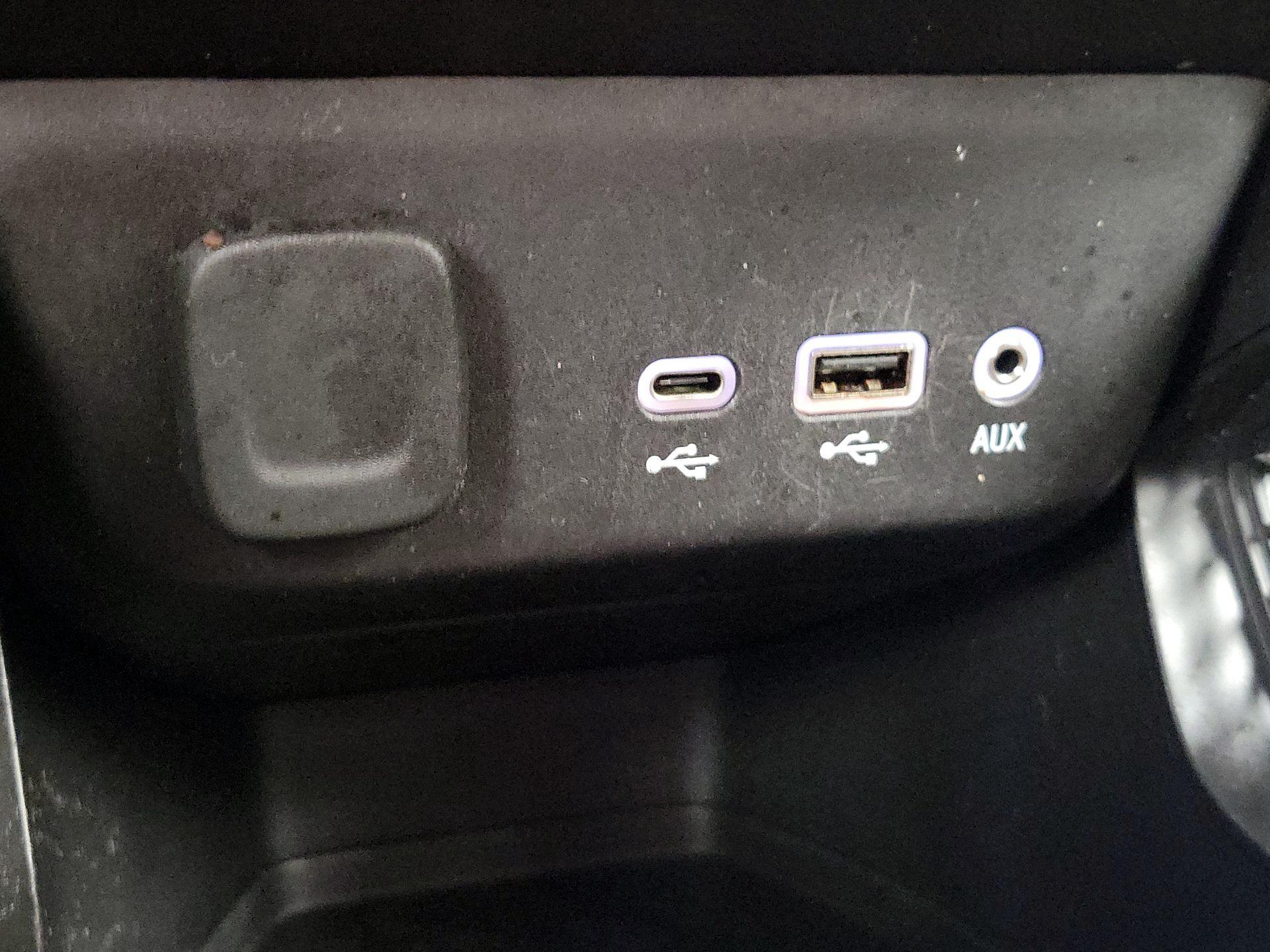 Thumbnail: 2023 Chevrolet TrailBlazer - 18