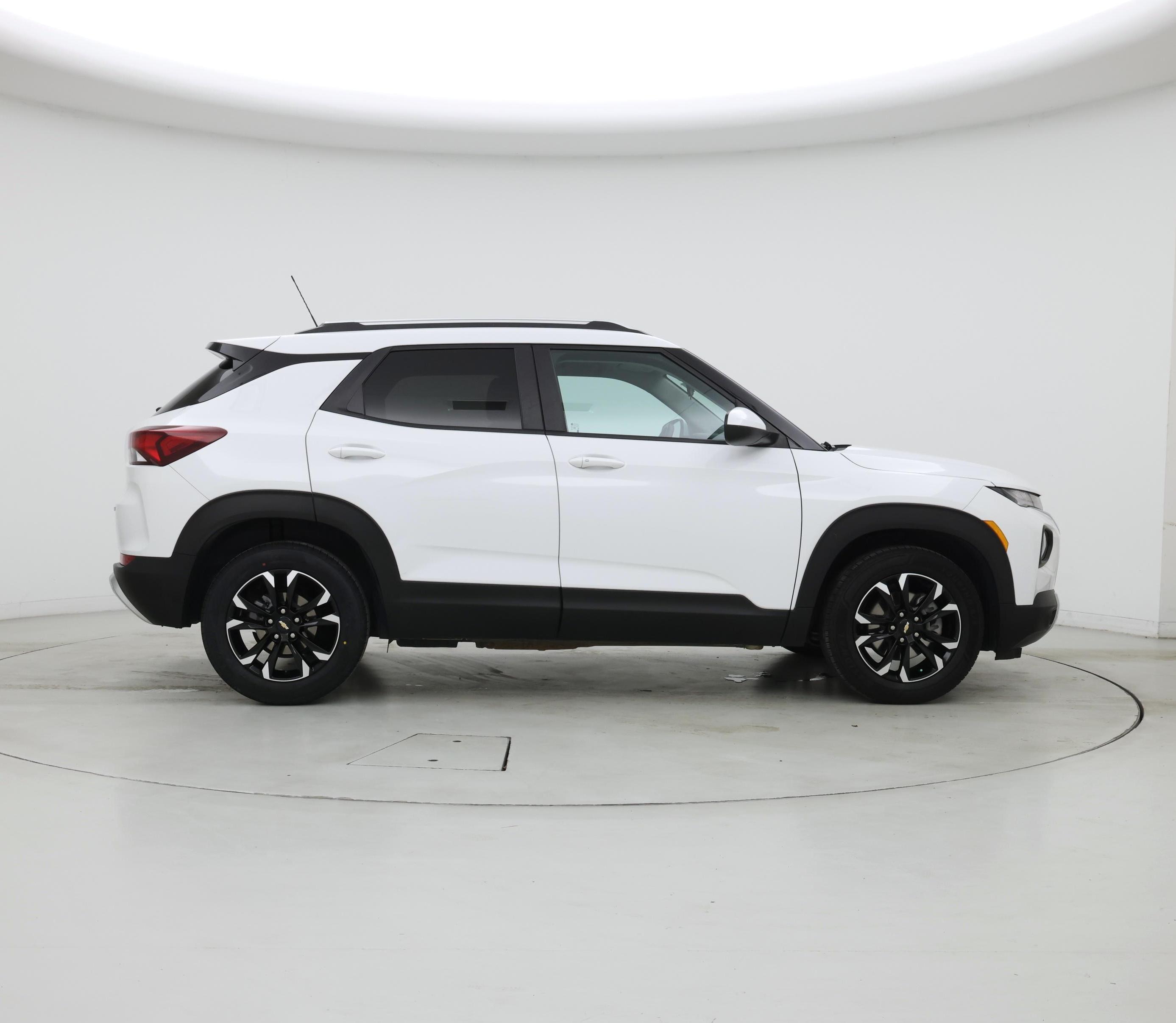 Thumbnail: 2023 Chevrolet TrailBlazer - 7