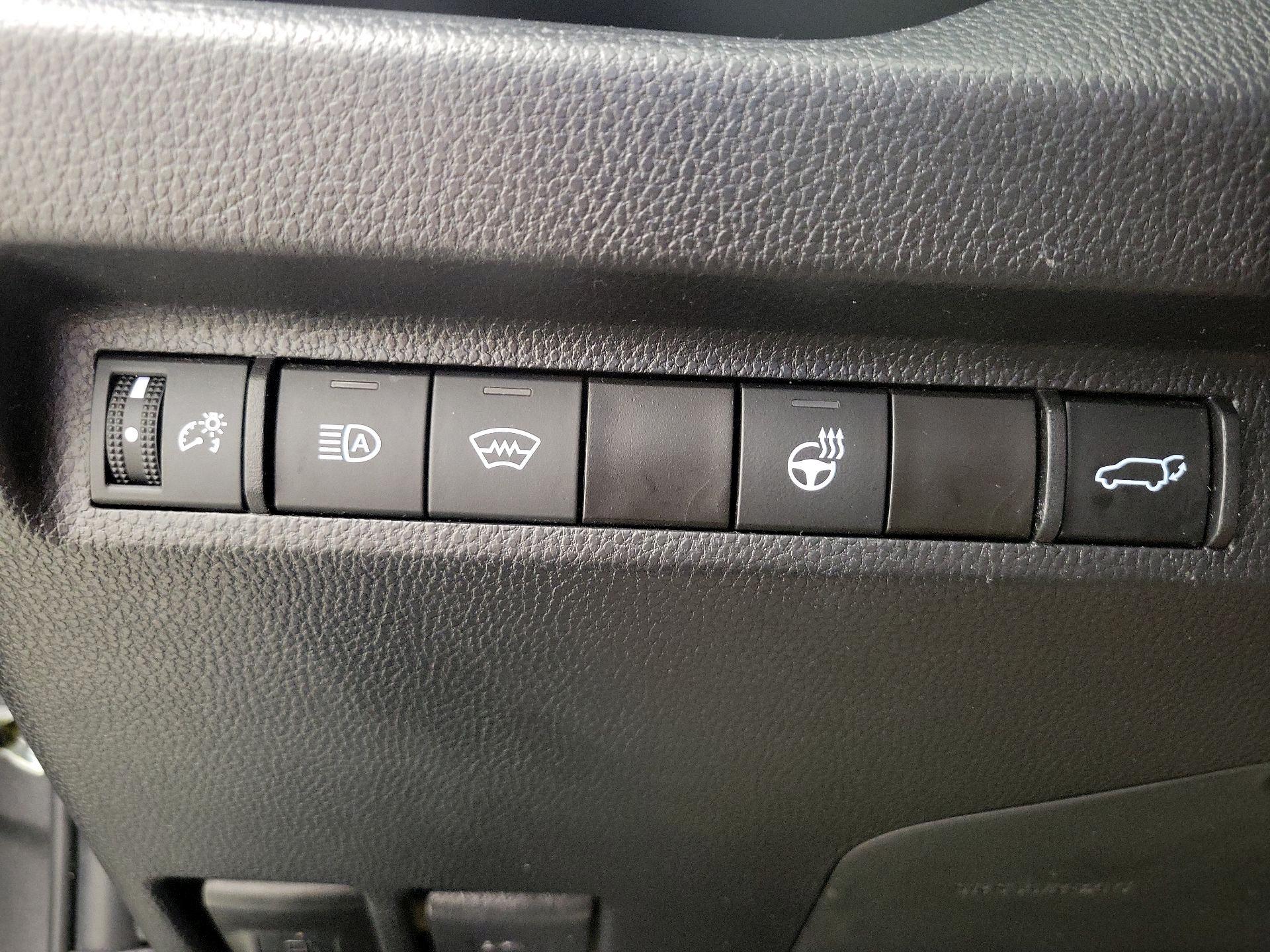 Thumbnail: 2023 Toyota RAV4 - 13