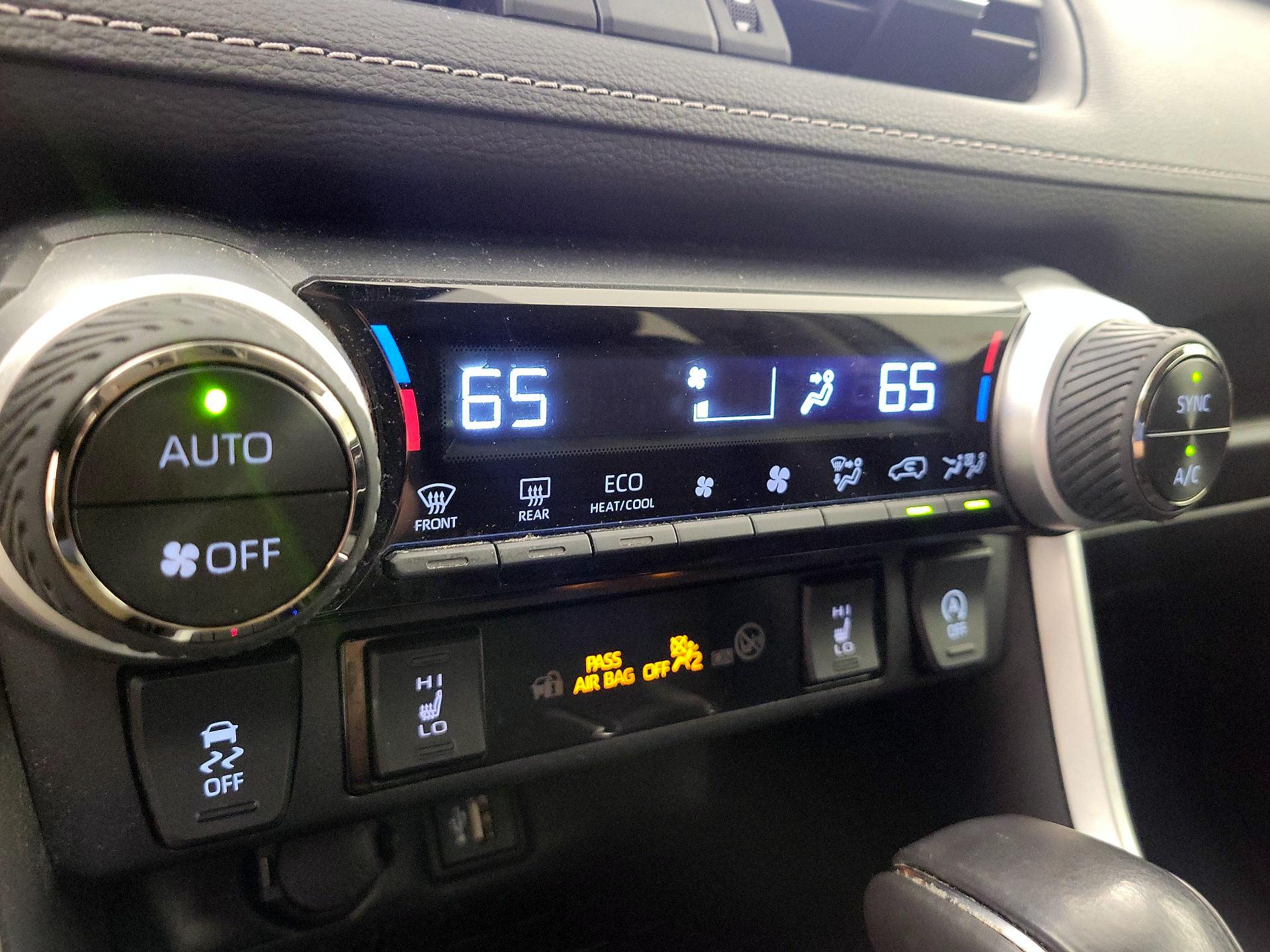 Thumbnail: 2023 Toyota RAV4 - 16