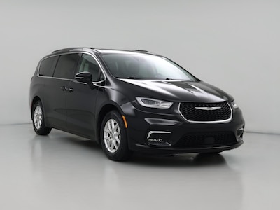 Black 2022 Chrysler Pacifica Touring L