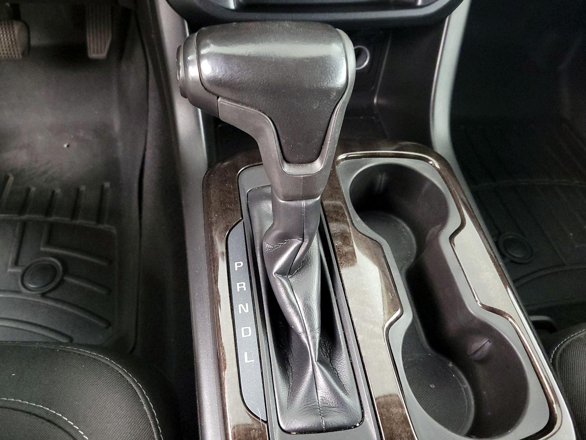 Thumbnail: 2019 GMC Canyon - 17