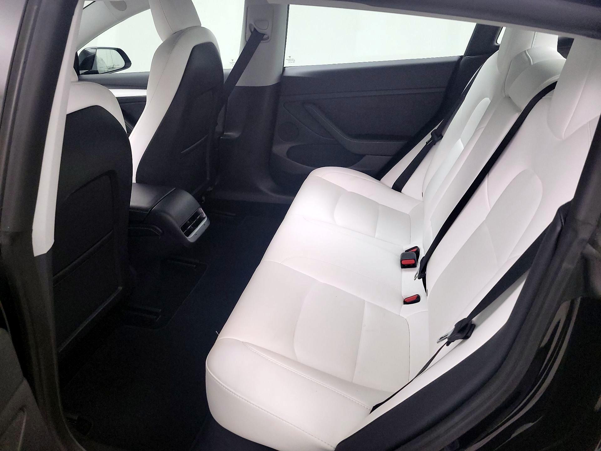 Thumbnail: 2021 Tesla Model 3 - 20