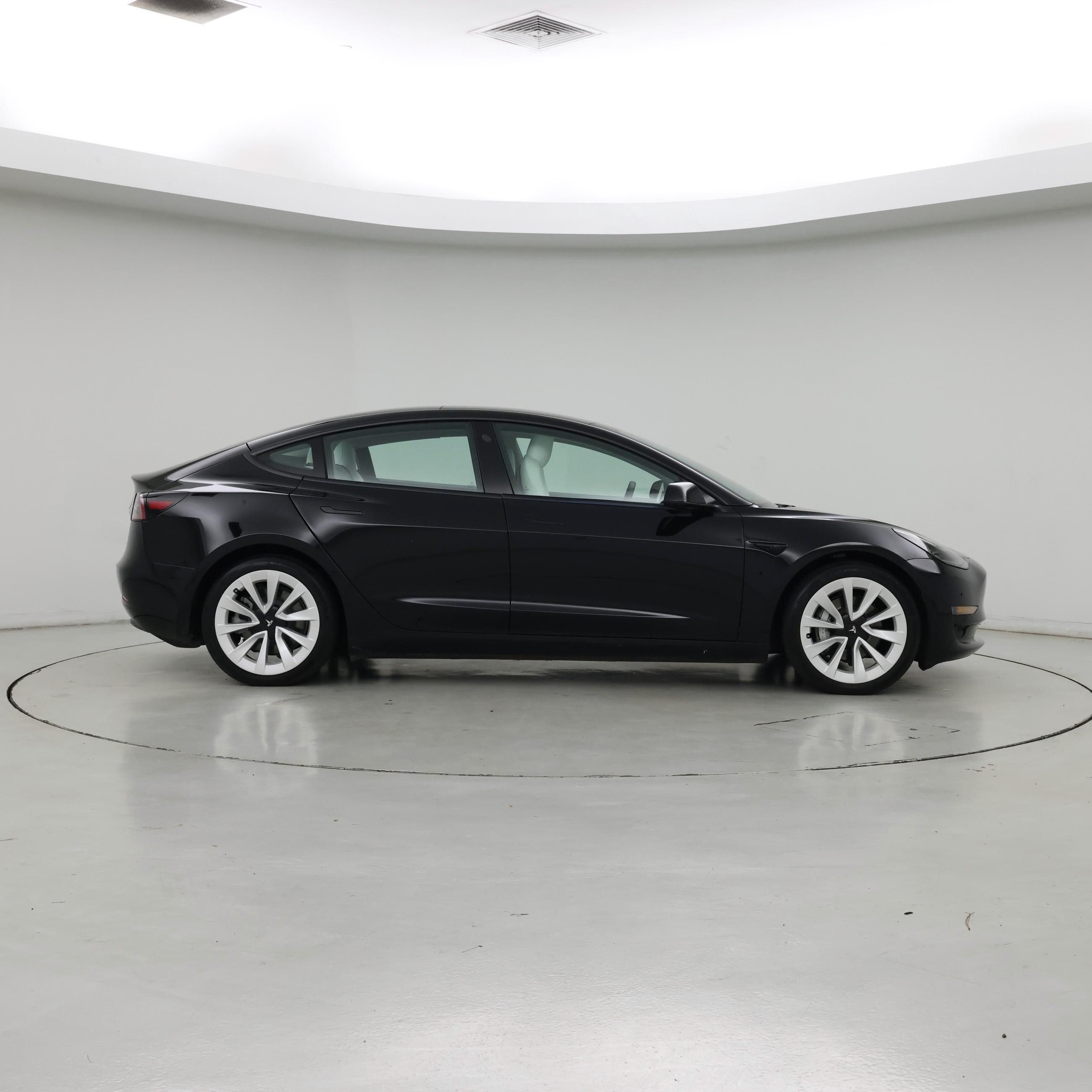 Thumbnail: 2021 Tesla Model 3 - 7