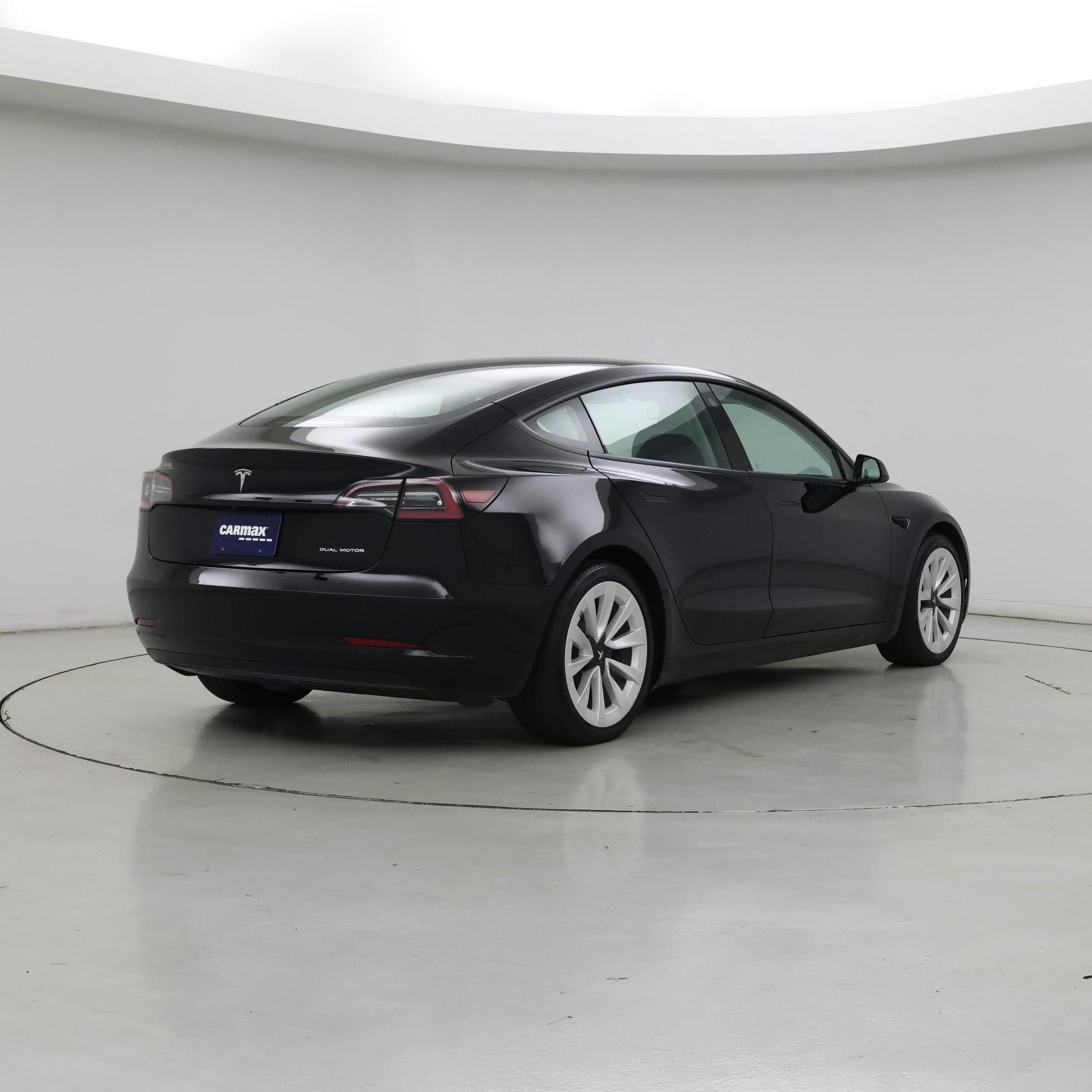 Thumbnail: 2021 Tesla Model 3 - 8
