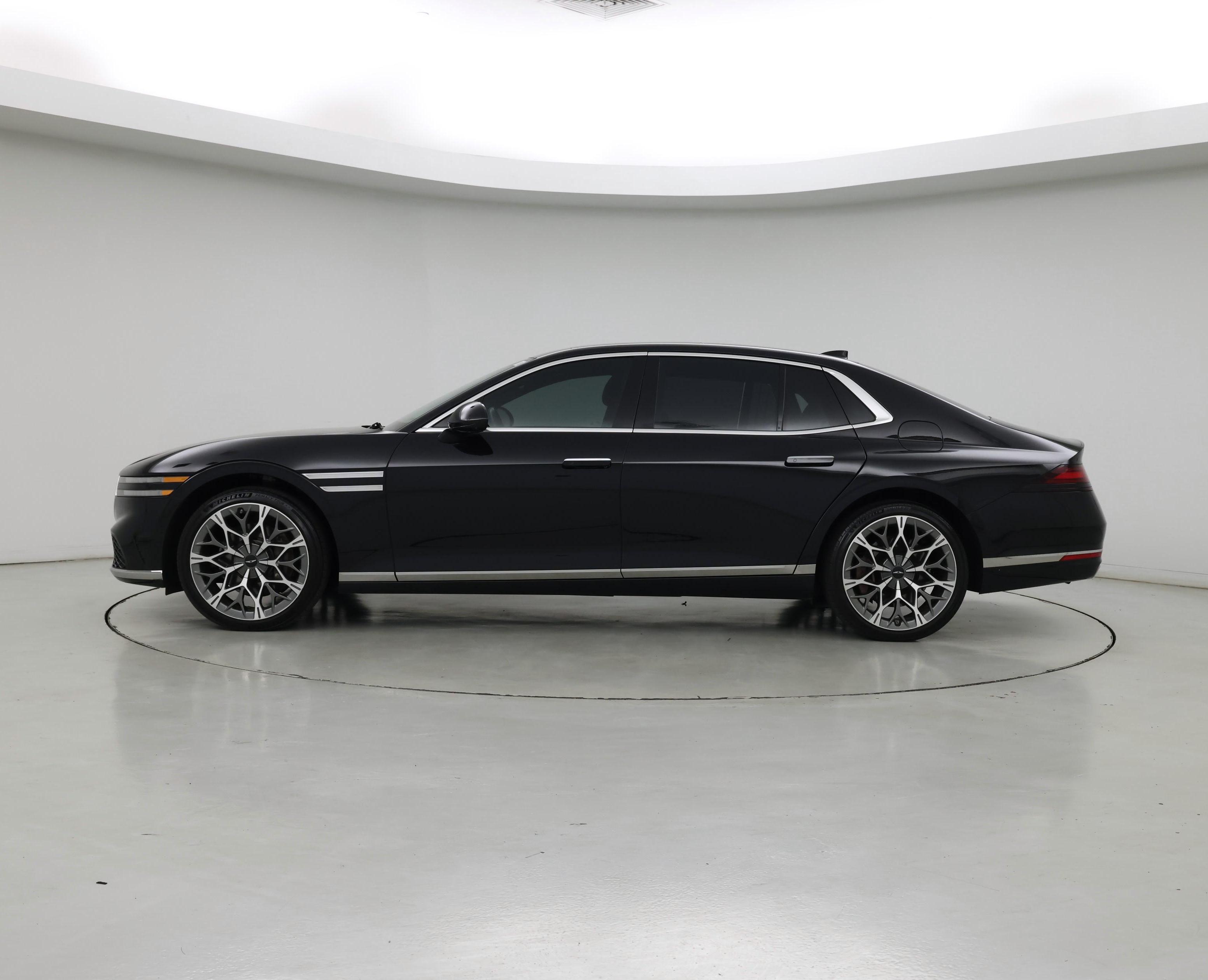 Thumbnail: 2023 Genesis G90 - 3