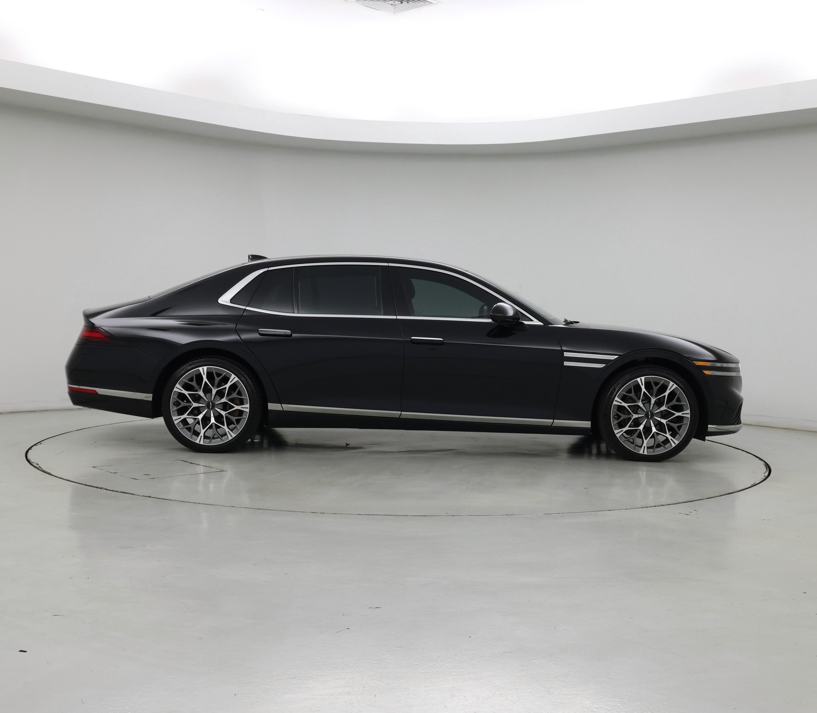 Thumbnail: 2023 Genesis G90 - 7