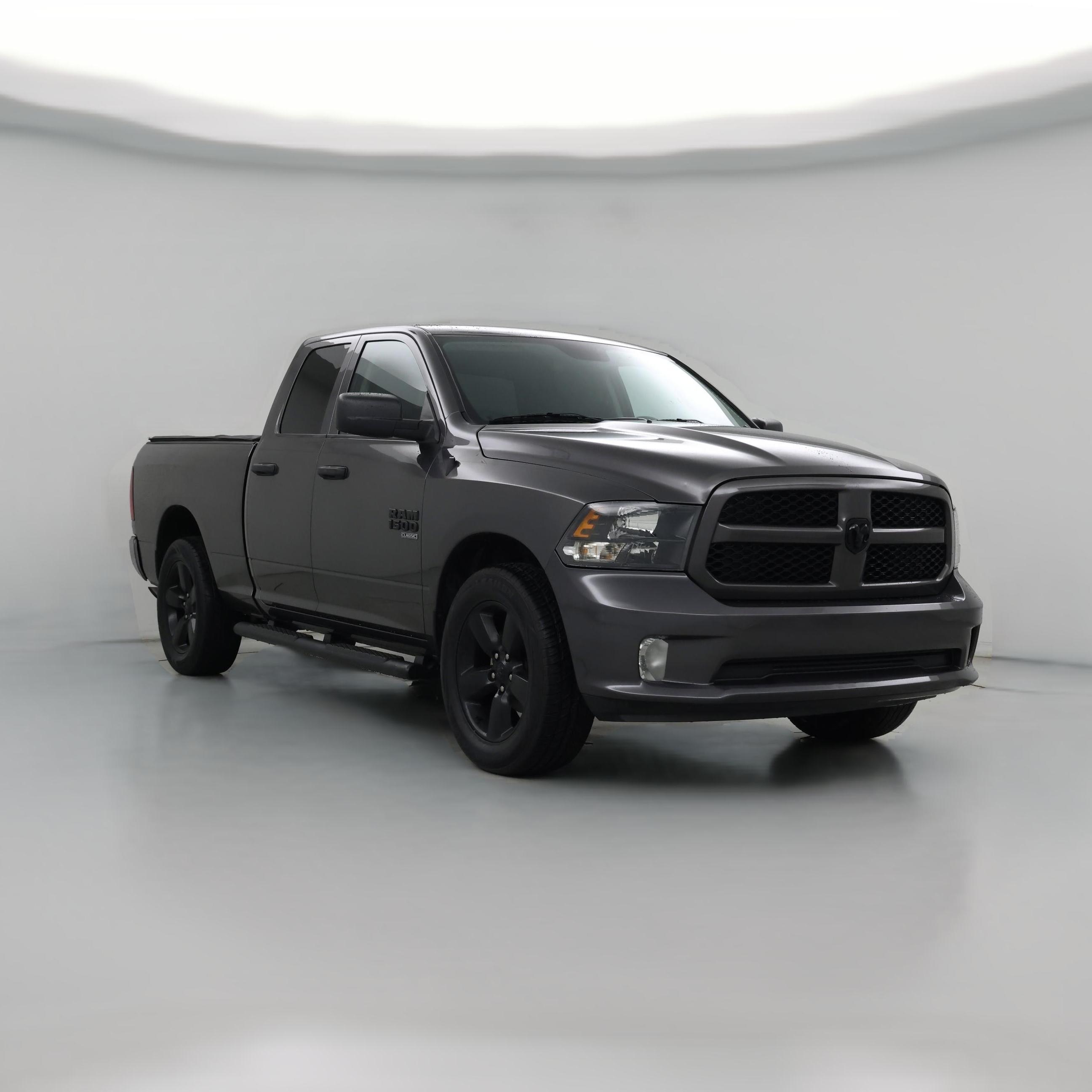 Thumbnail: 2019 RAM 1500 Classic - 1