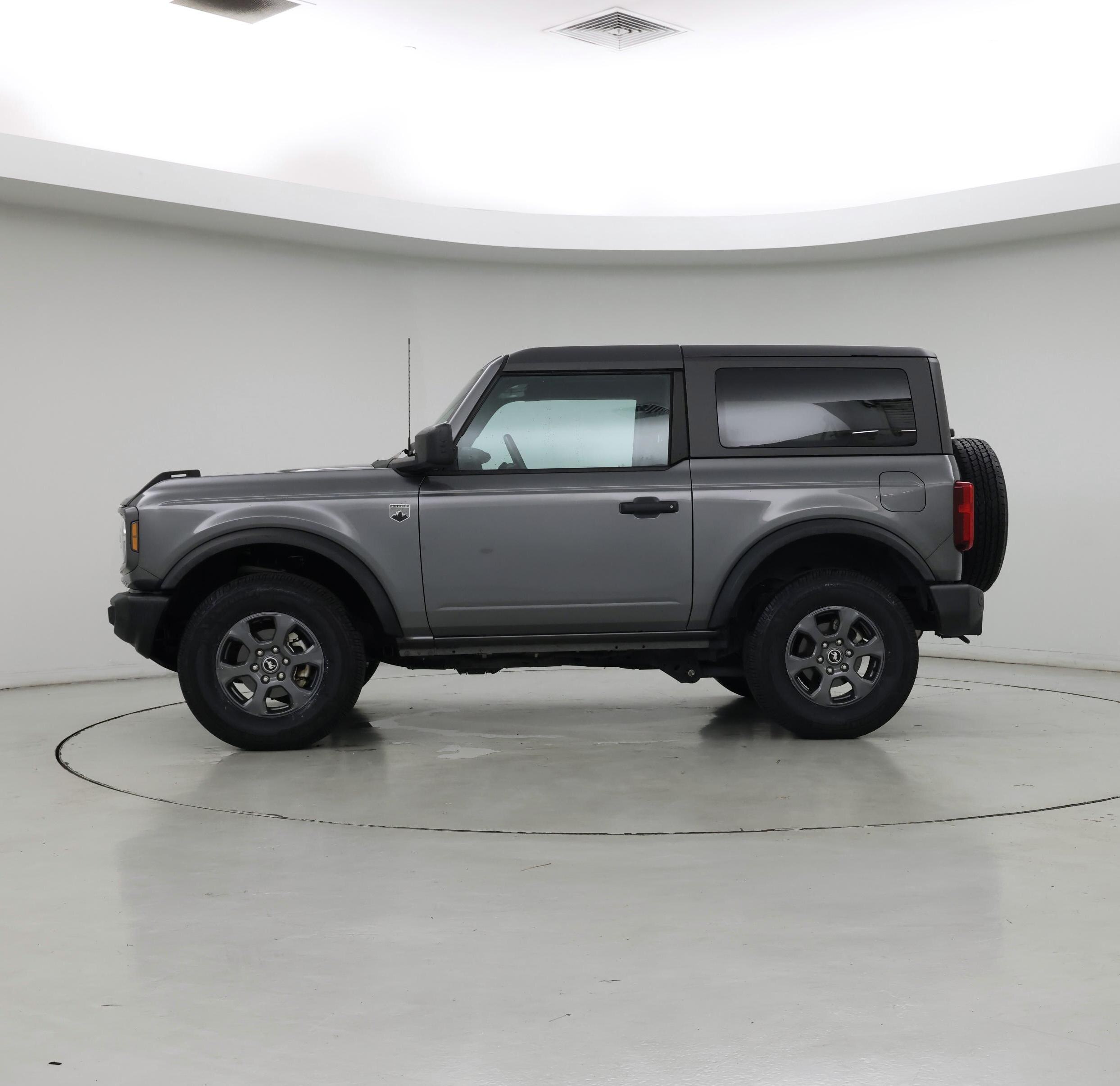 Thumbnail: 2022 Ford Bronco - 3