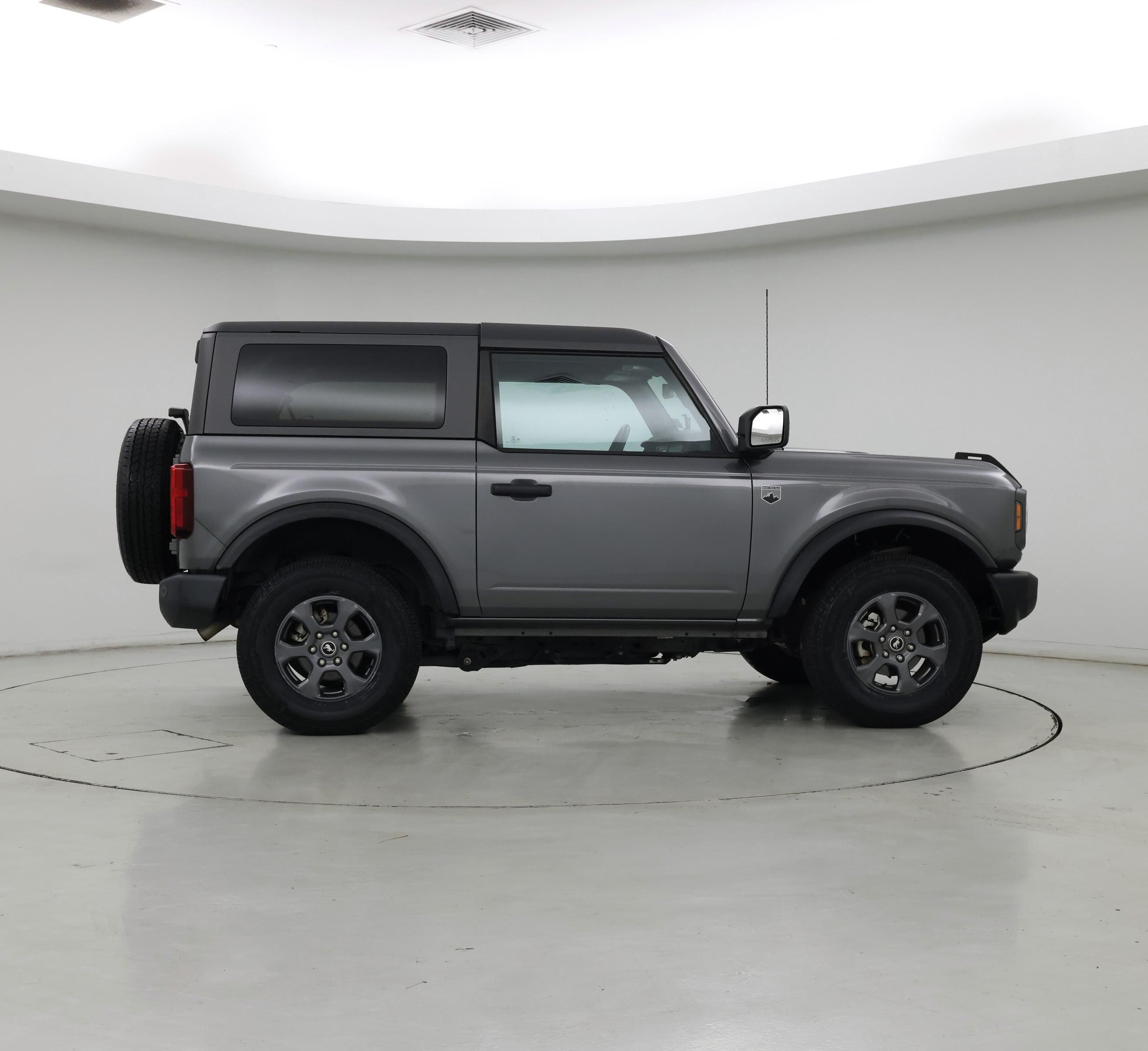 Thumbnail: 2022 Ford Bronco - 7