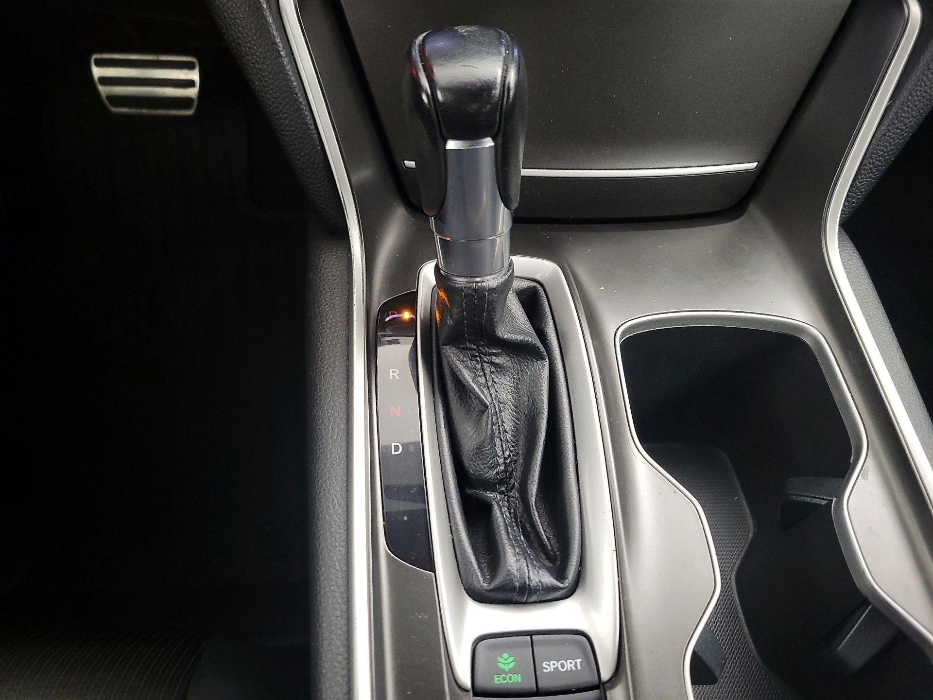 Thumbnail: 2018 Honda Accord - 17
