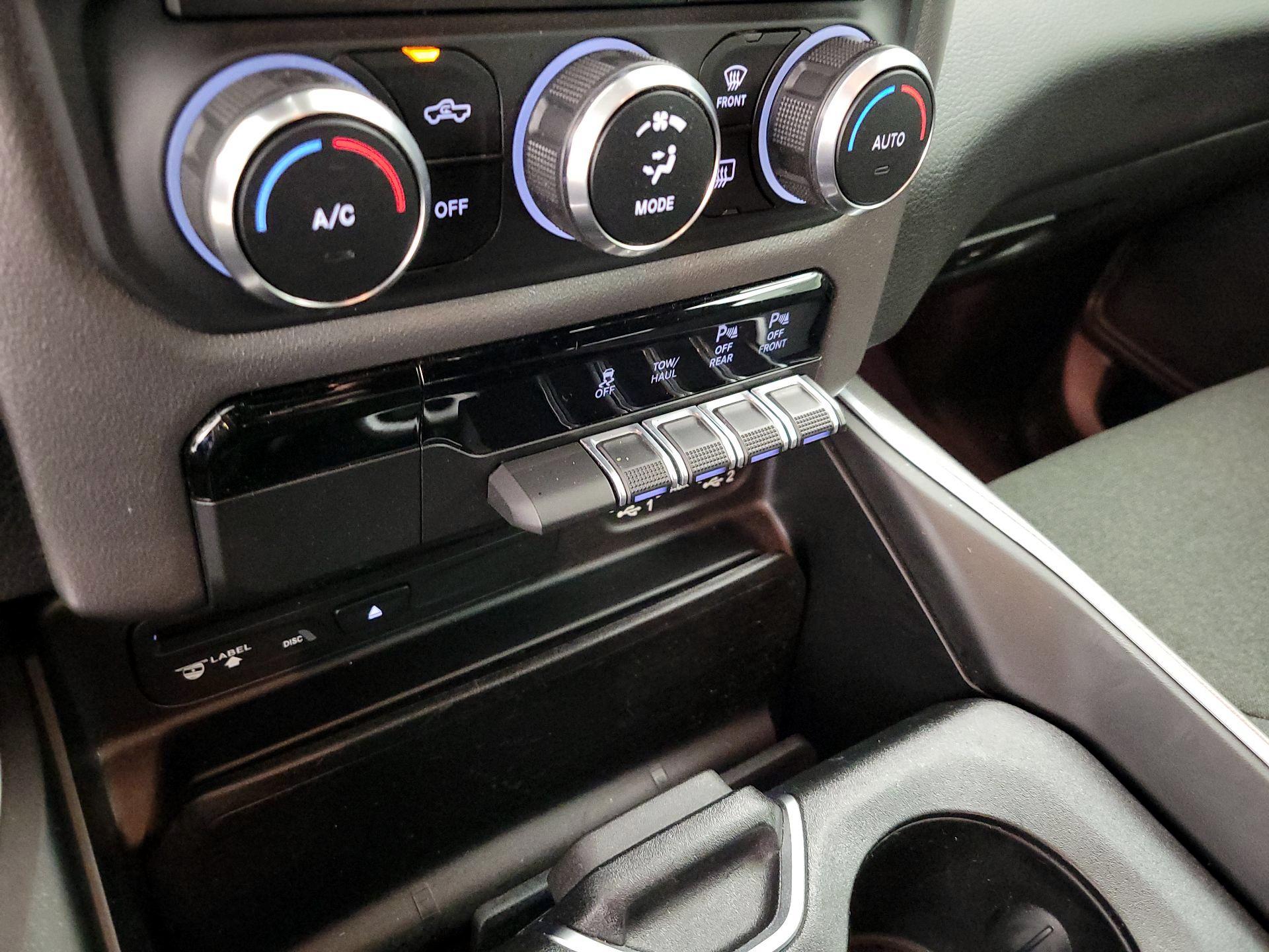 Thumbnail: 2019 RAM 1500 - 16
