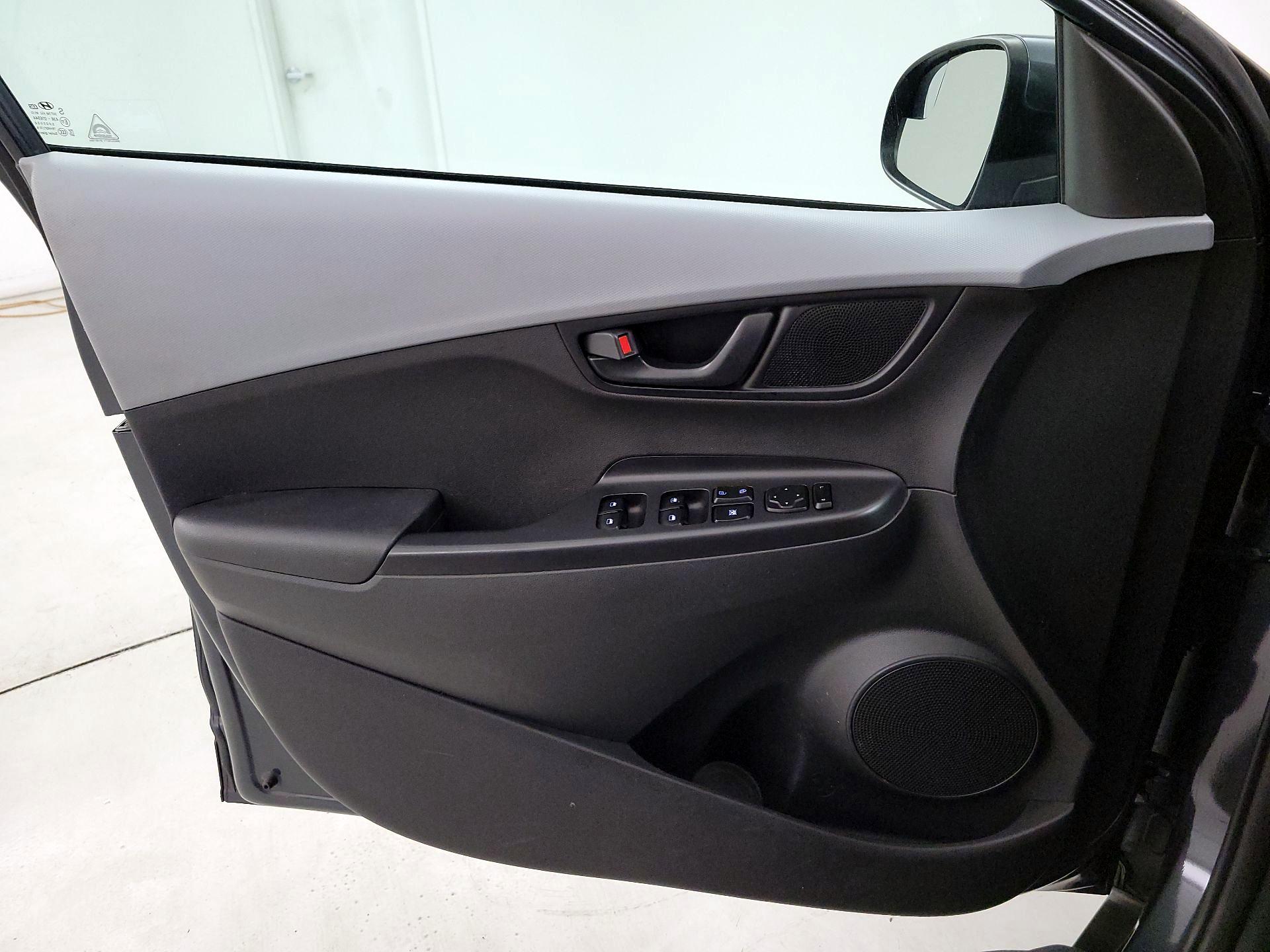 Thumbnail: 2021 Hyundai Kona - 12