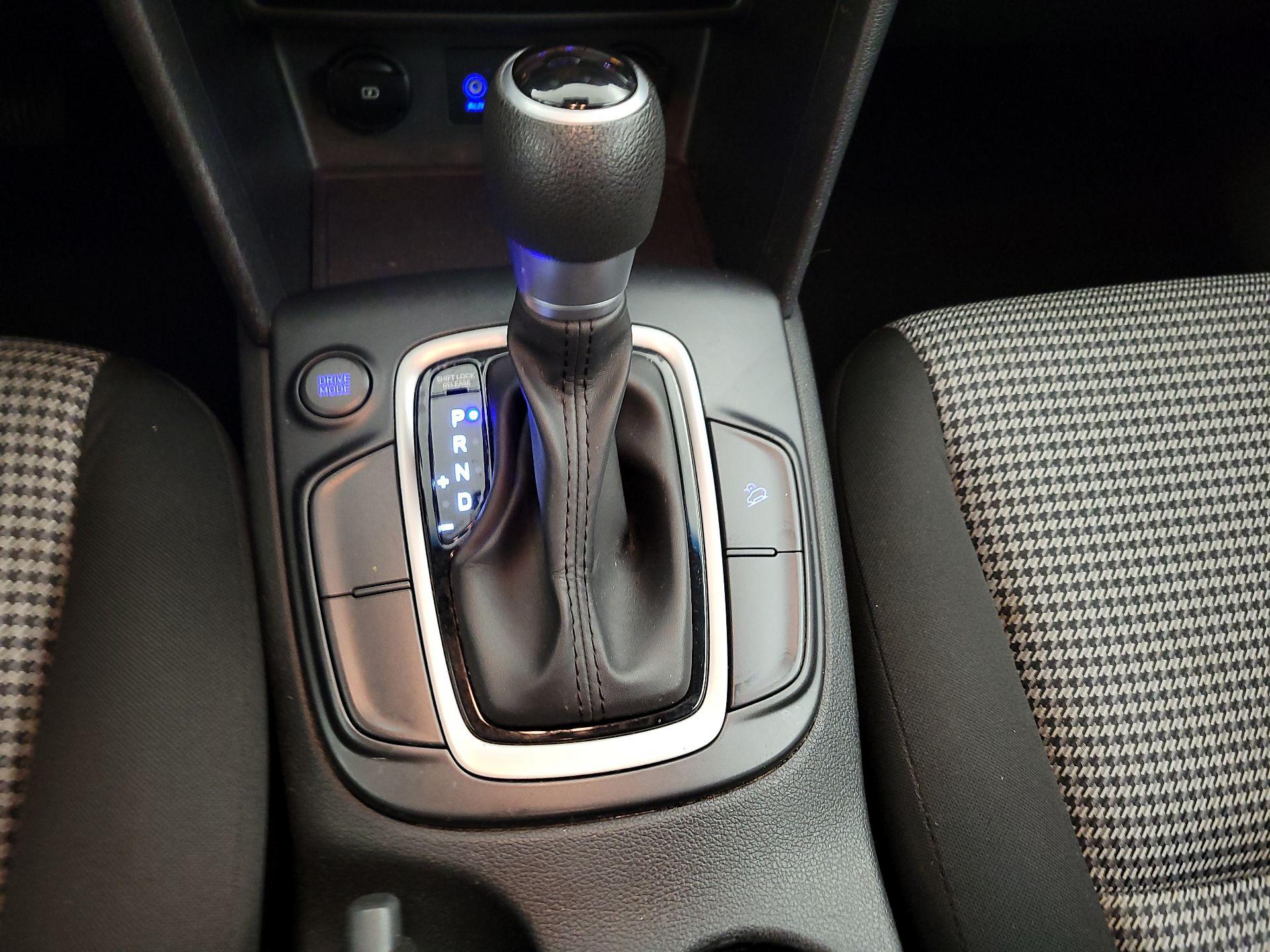 Thumbnail: 2021 Hyundai Kona - 17