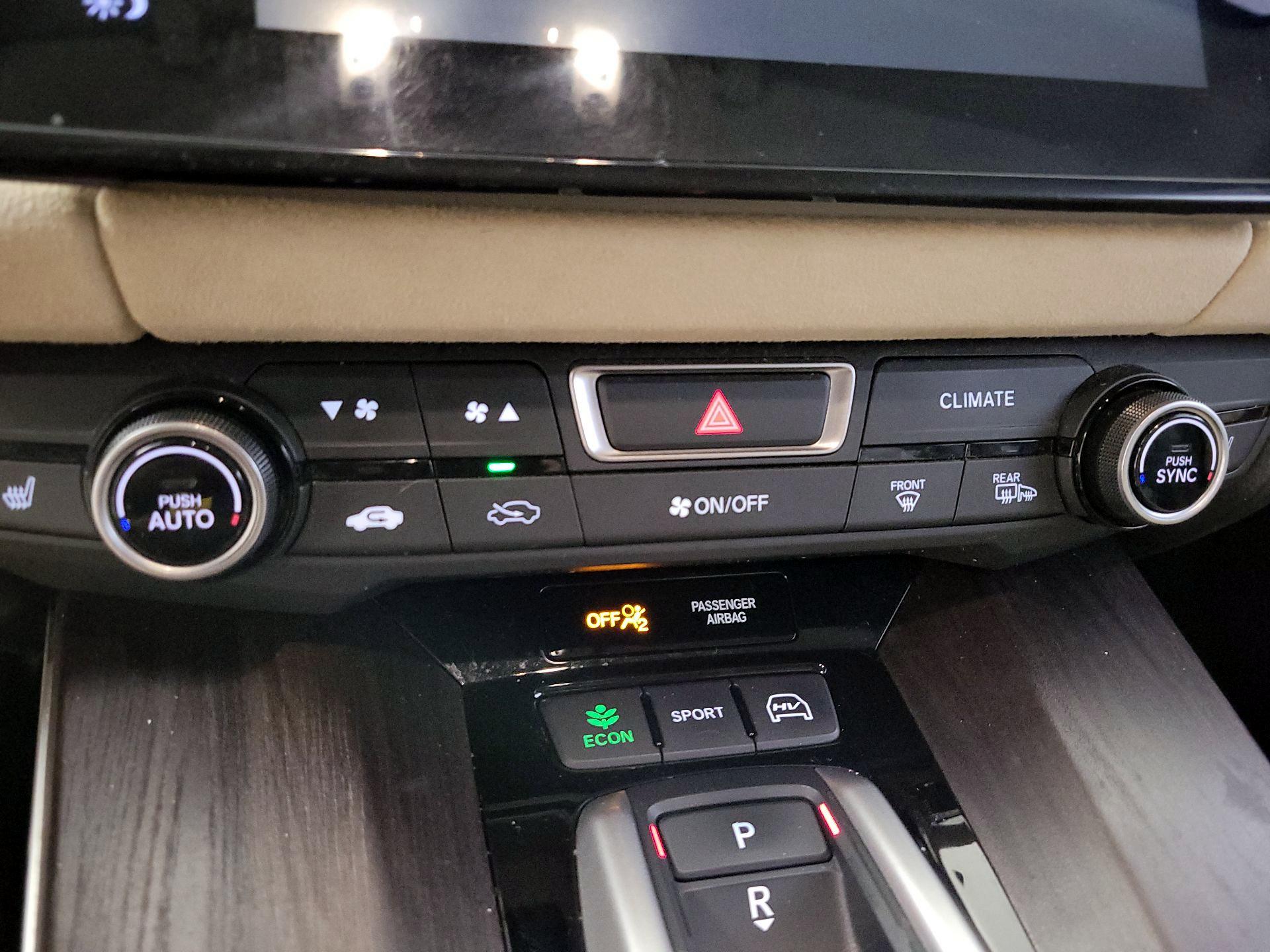 Thumbnail: 2018 Honda Clarity - 17