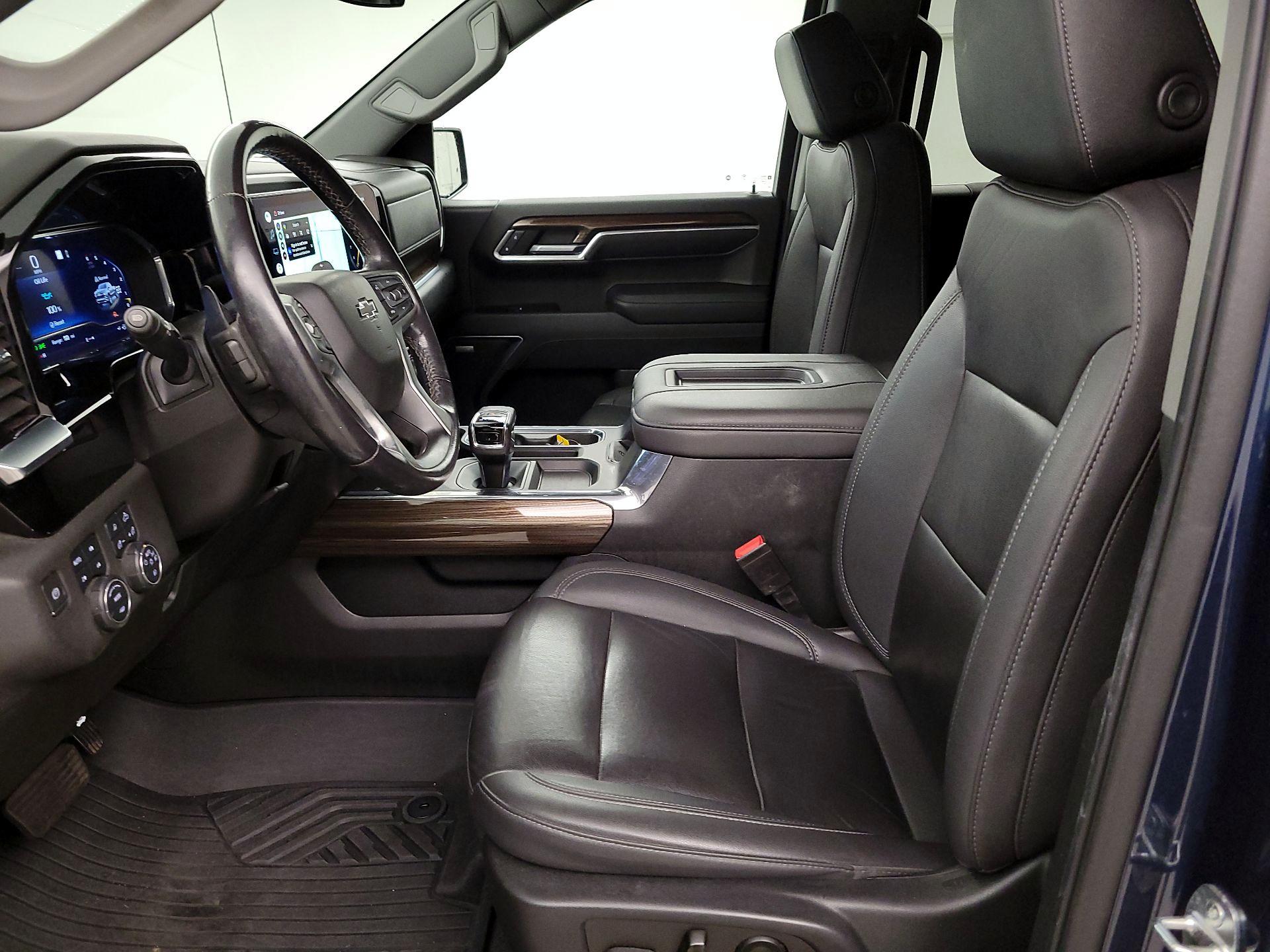 Thumbnail: 2022 Chevrolet Silverado 1500 - 11