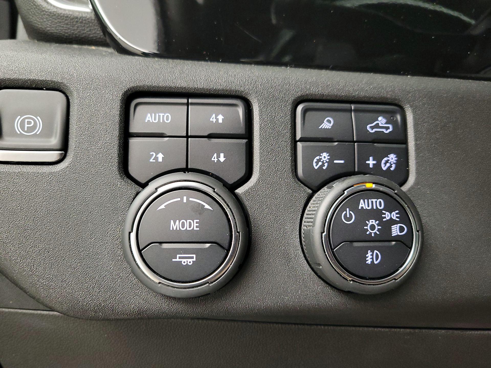 Thumbnail: 2022 Chevrolet Silverado 1500 - 13