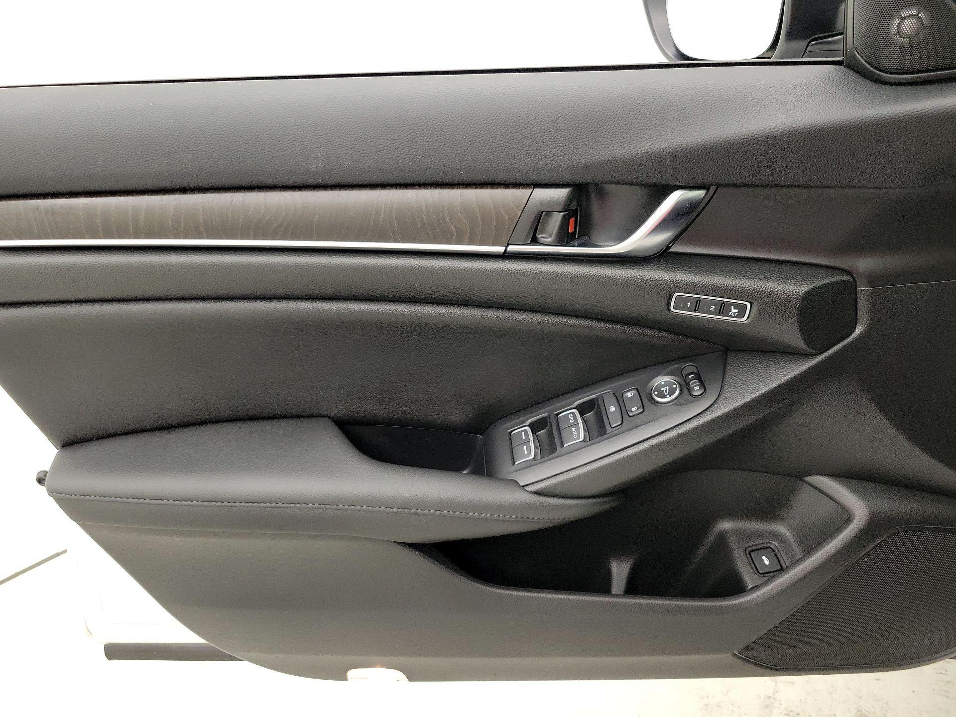 Thumbnail: 2021 Honda Accord - 12