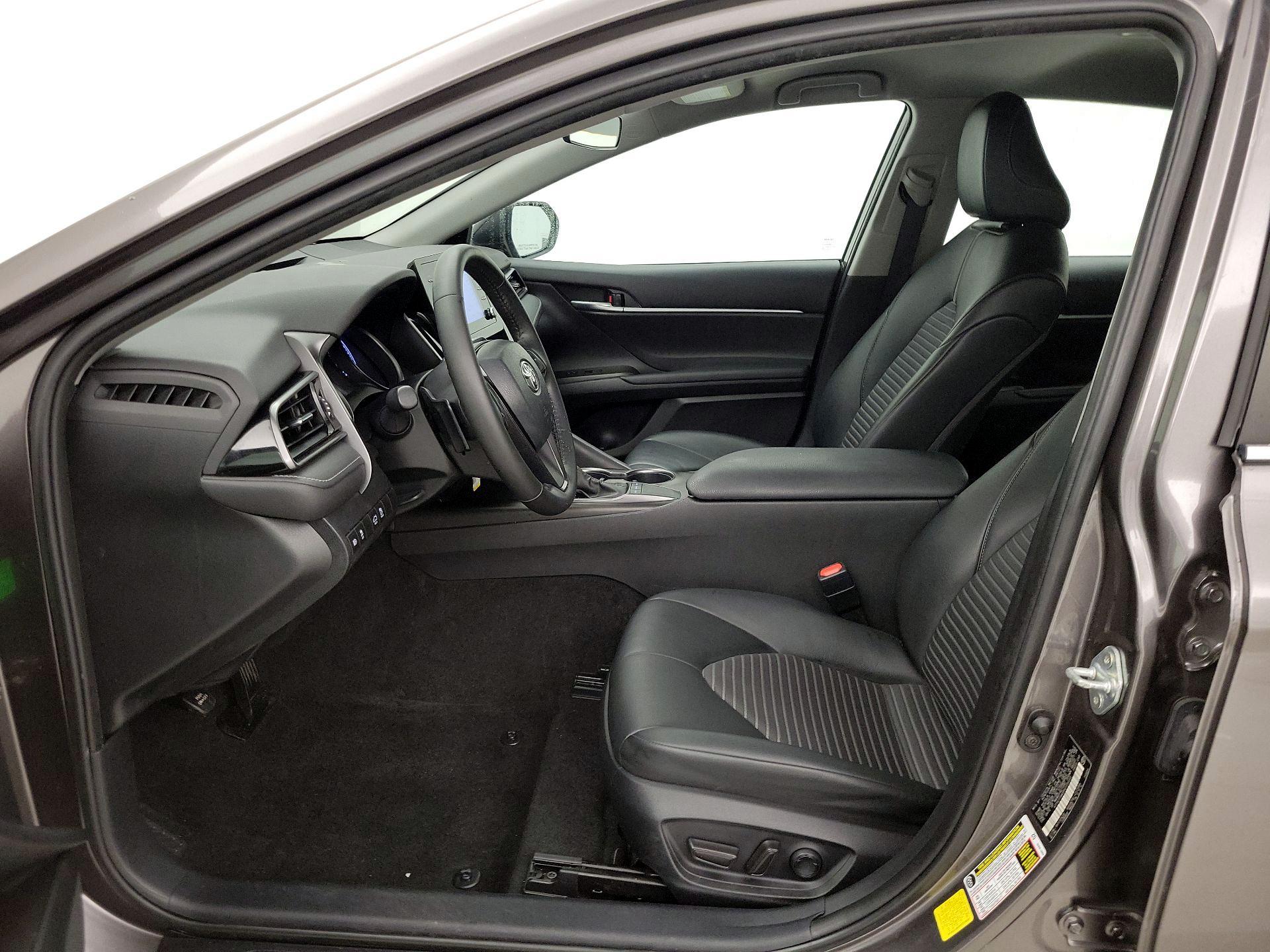 Thumbnail: 2023 Toyota Camry - 11