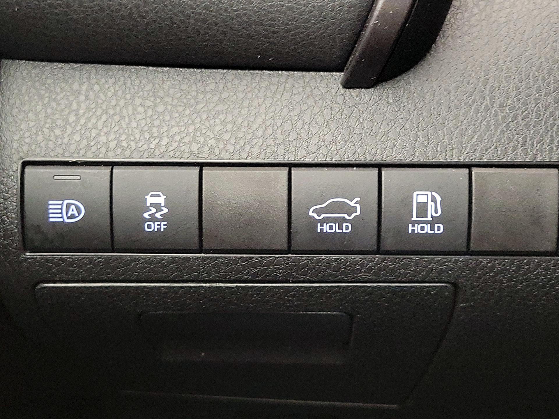 Thumbnail: 2023 Toyota Camry - 13