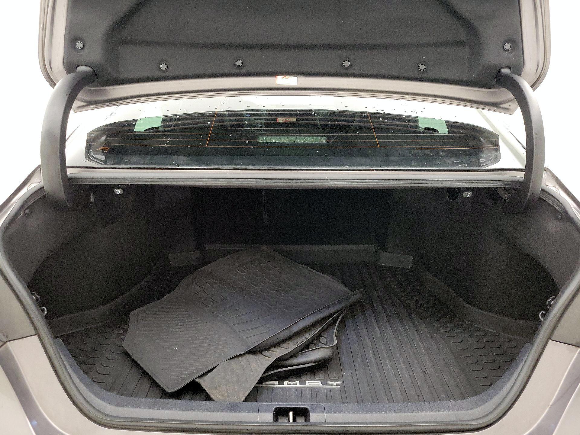 Thumbnail: 2023 Toyota Camry - 20