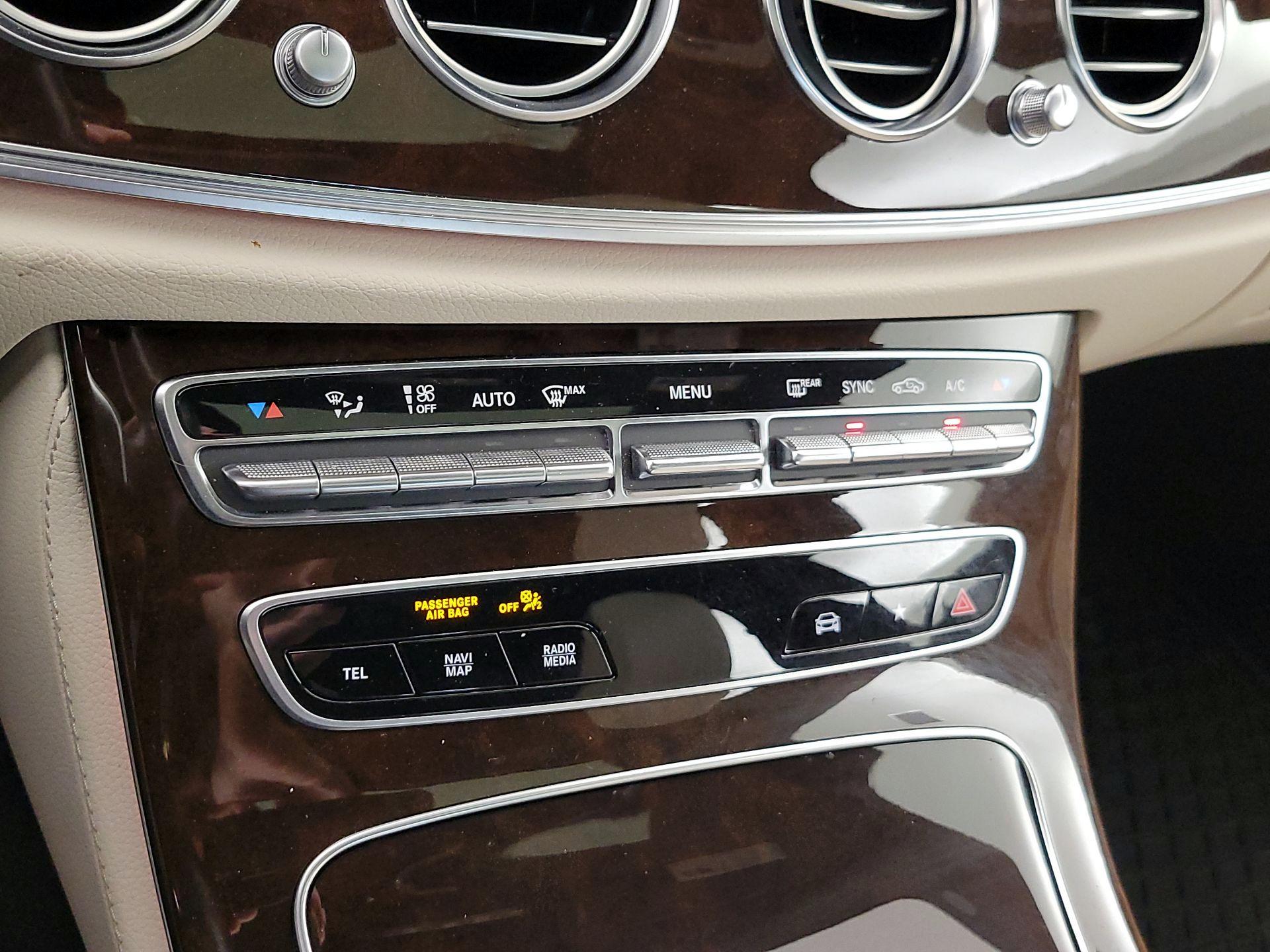 Thumbnail: 2022 Mercedes-Benz E-Class - 17