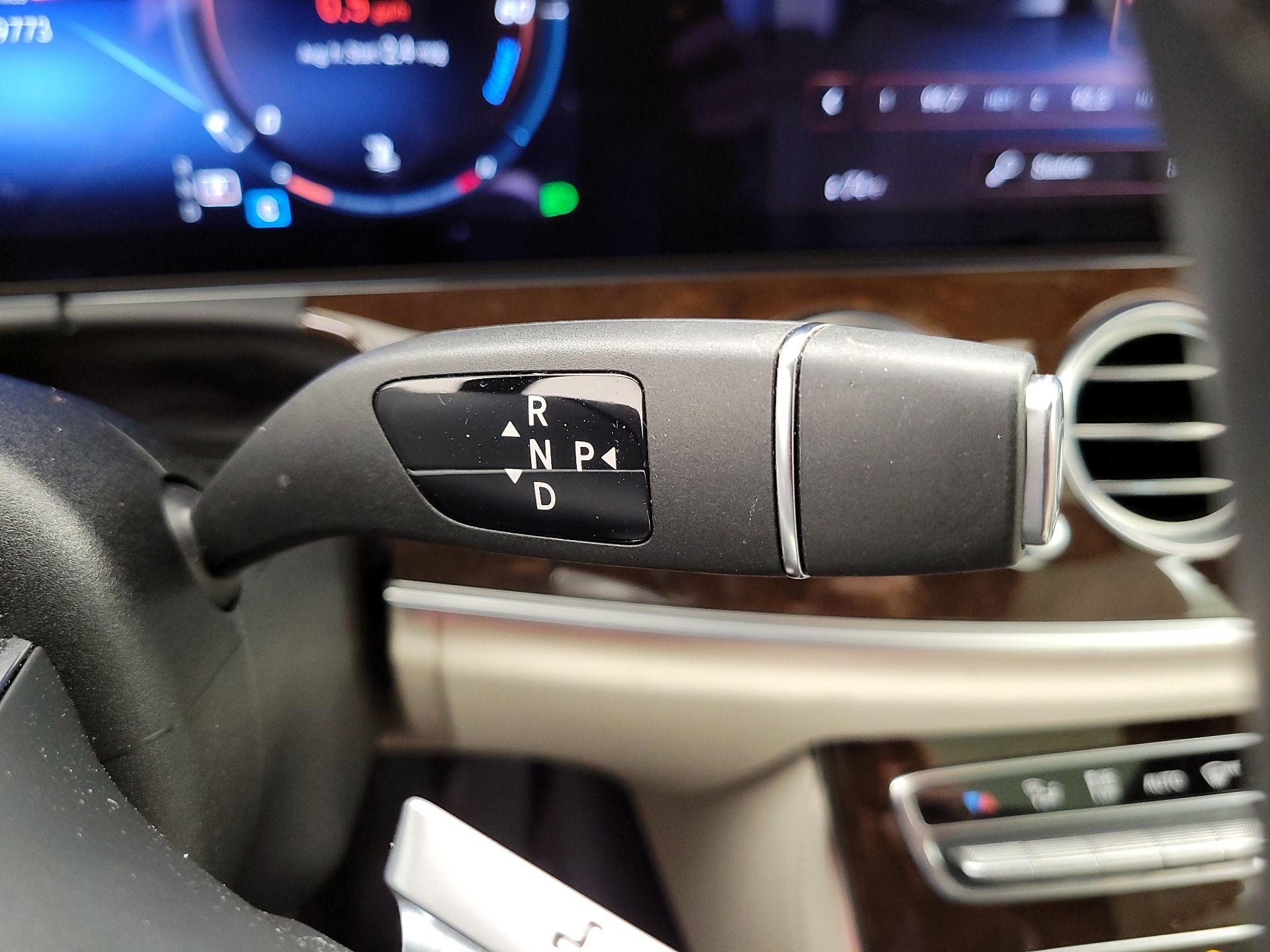 Thumbnail: 2022 Mercedes-Benz E-Class - 18