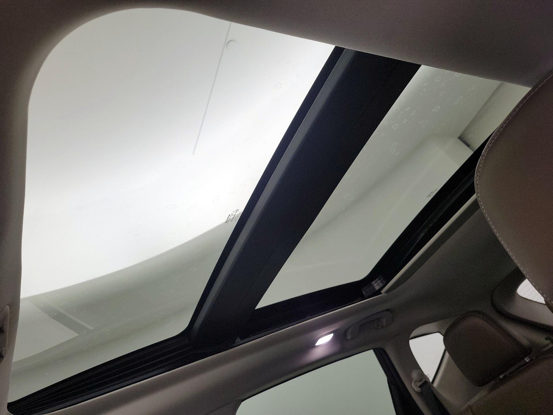 Thumbnail: 2023 Hyundai Elantra - 20