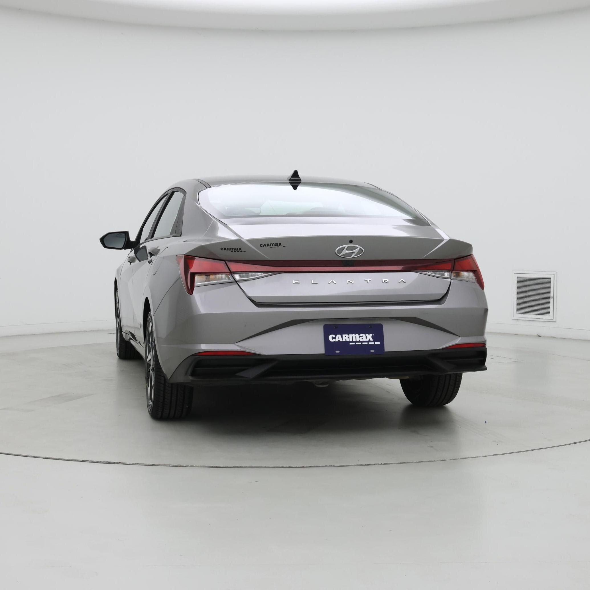 Thumbnail: 2023 Hyundai Elantra - 6