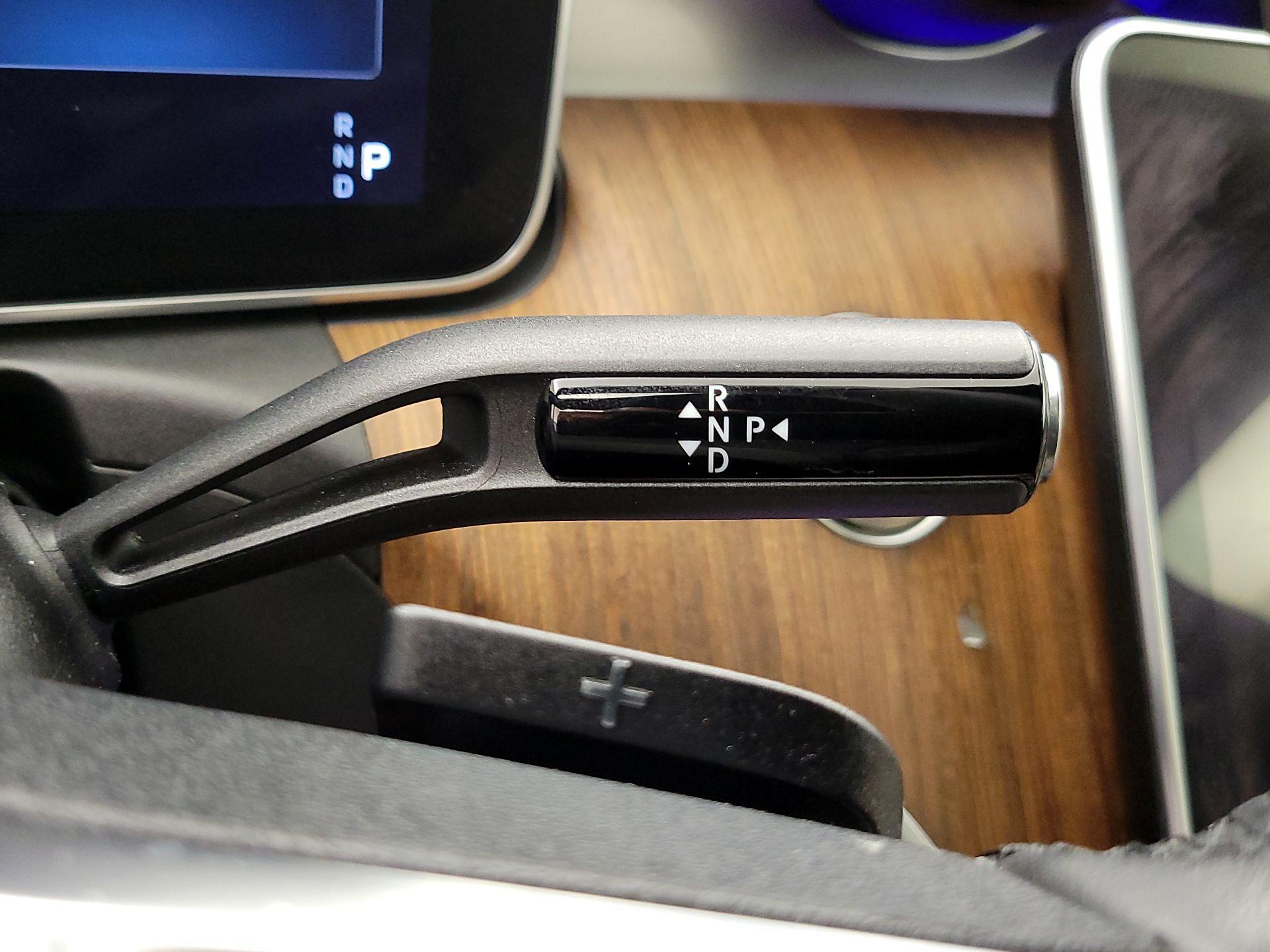 Thumbnail: 2022 Mercedes-Benz C-Class - 18