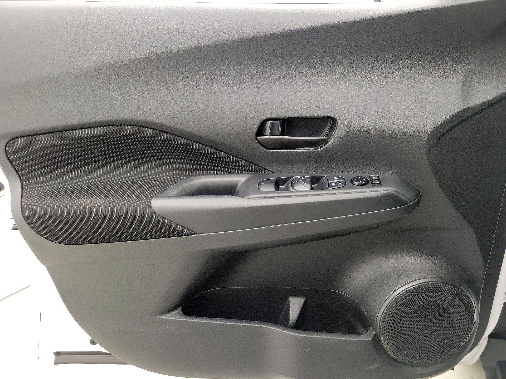 Thumbnail: 2022 Nissan Kicks - 12