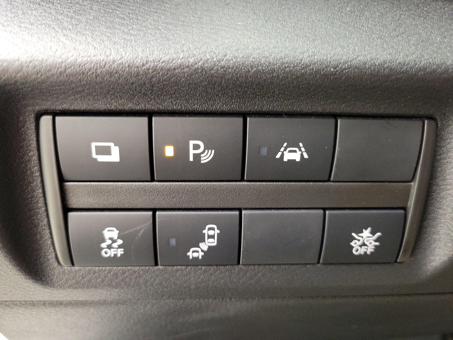 Thumbnail: 2022 Nissan Kicks - 13