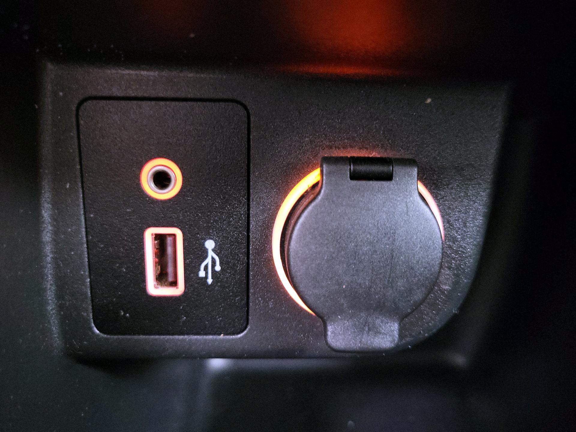 Thumbnail: 2022 Nissan Kicks - 18