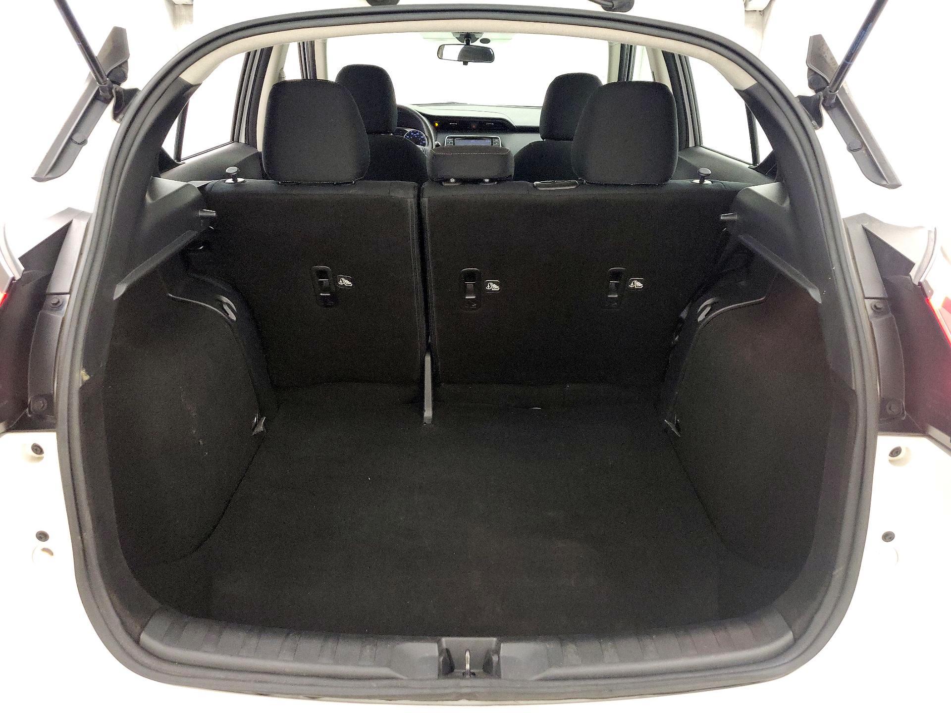 Thumbnail: 2022 Nissan Kicks - 20