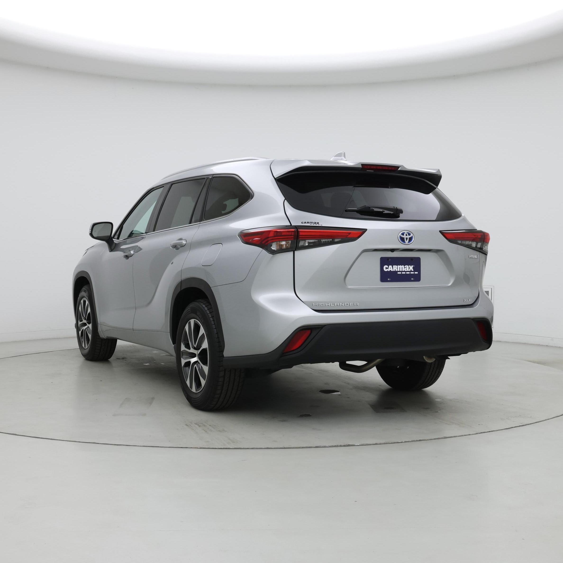 Thumbnail: 2022 Toyota Highlander - 2