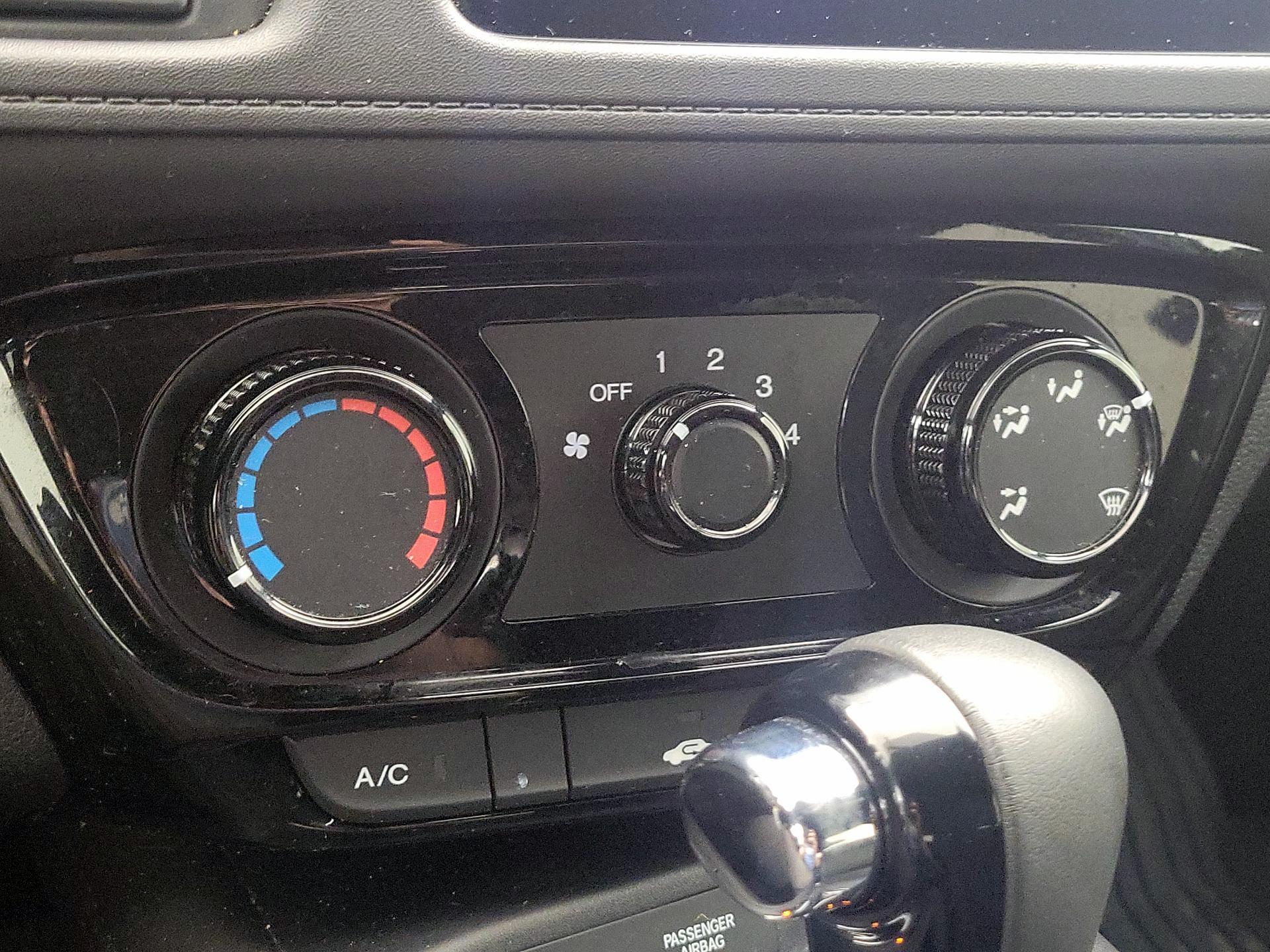 Thumbnail: 2022 Honda HR-V - 16