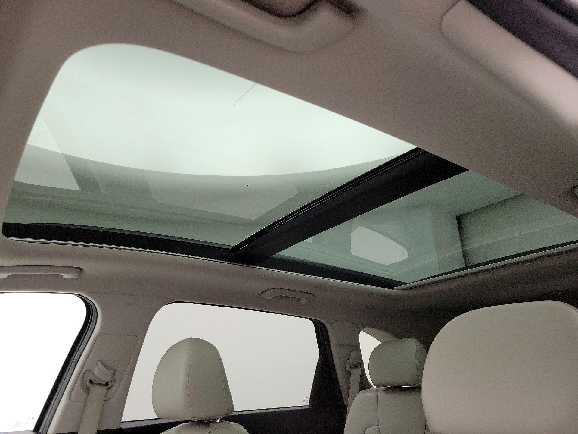 Thumbnail: 2022 Kia Sorento - 19