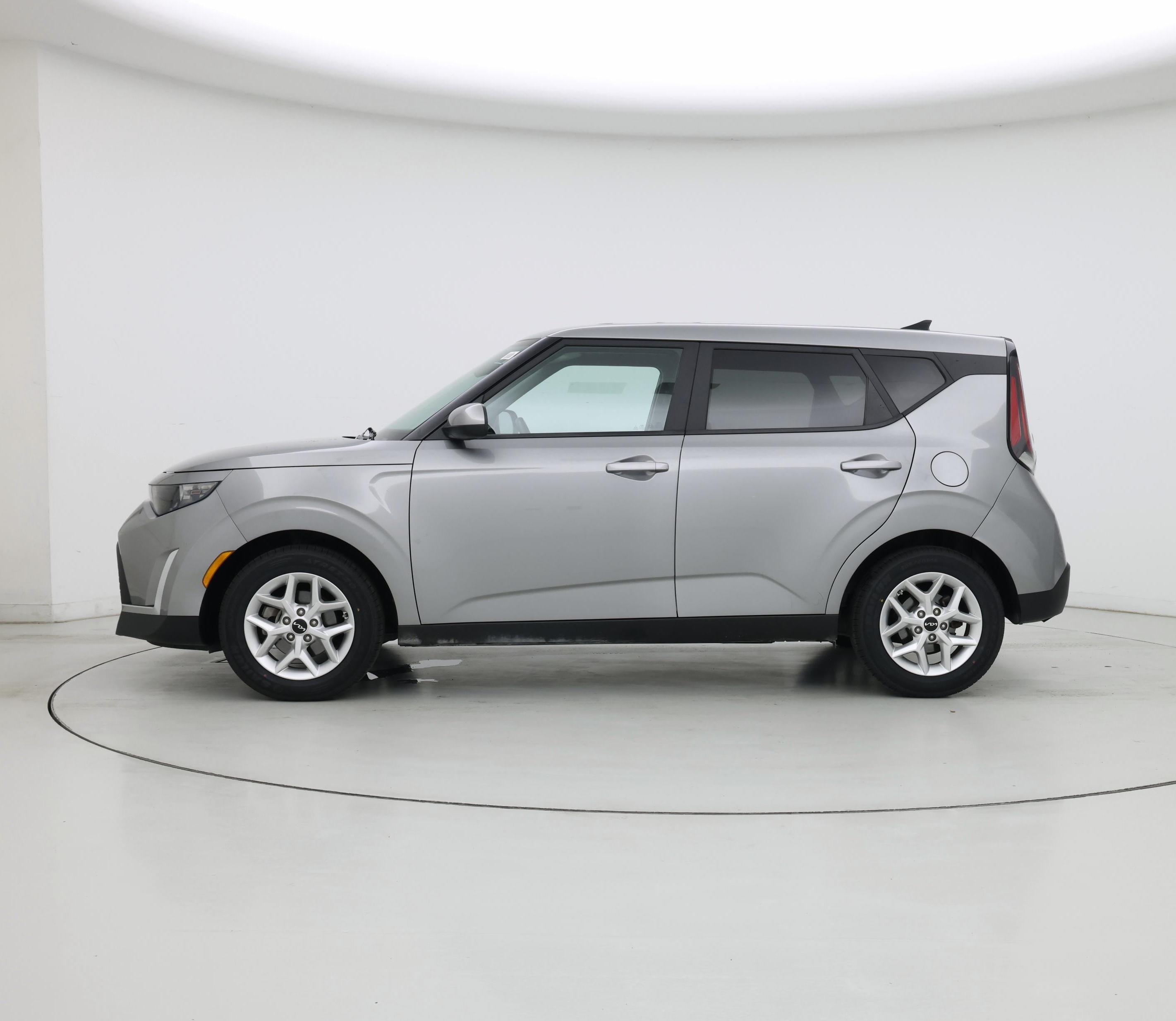 Thumbnail: 2023 Kia Soul - 3